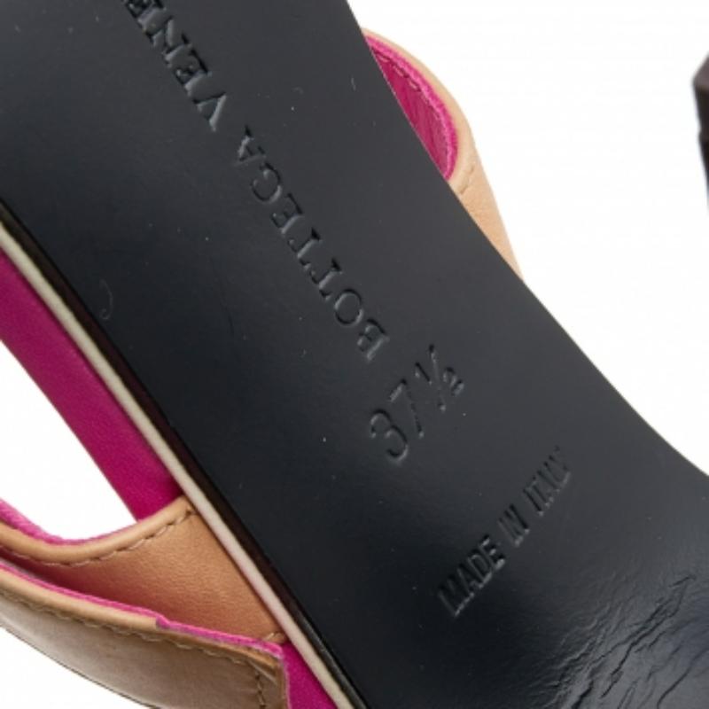 De las mujeres Bottega Veneta Sandalias de piel beige/rosa con correa al tobillo y puntera abierta talla 37.5 en venta