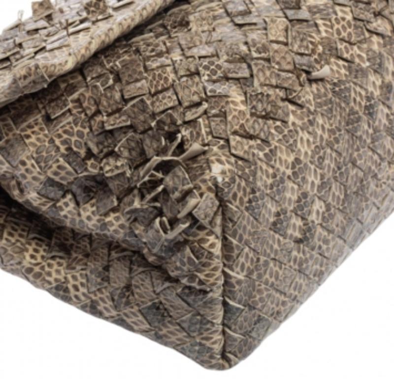 Bottega Veneta - Sac à bandoulière Olimpia en peau de serpent beige 3