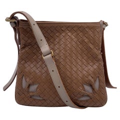 Bottega Veneta Beige Woven Intrecciato Cut Out Leather Shoulder Bag
