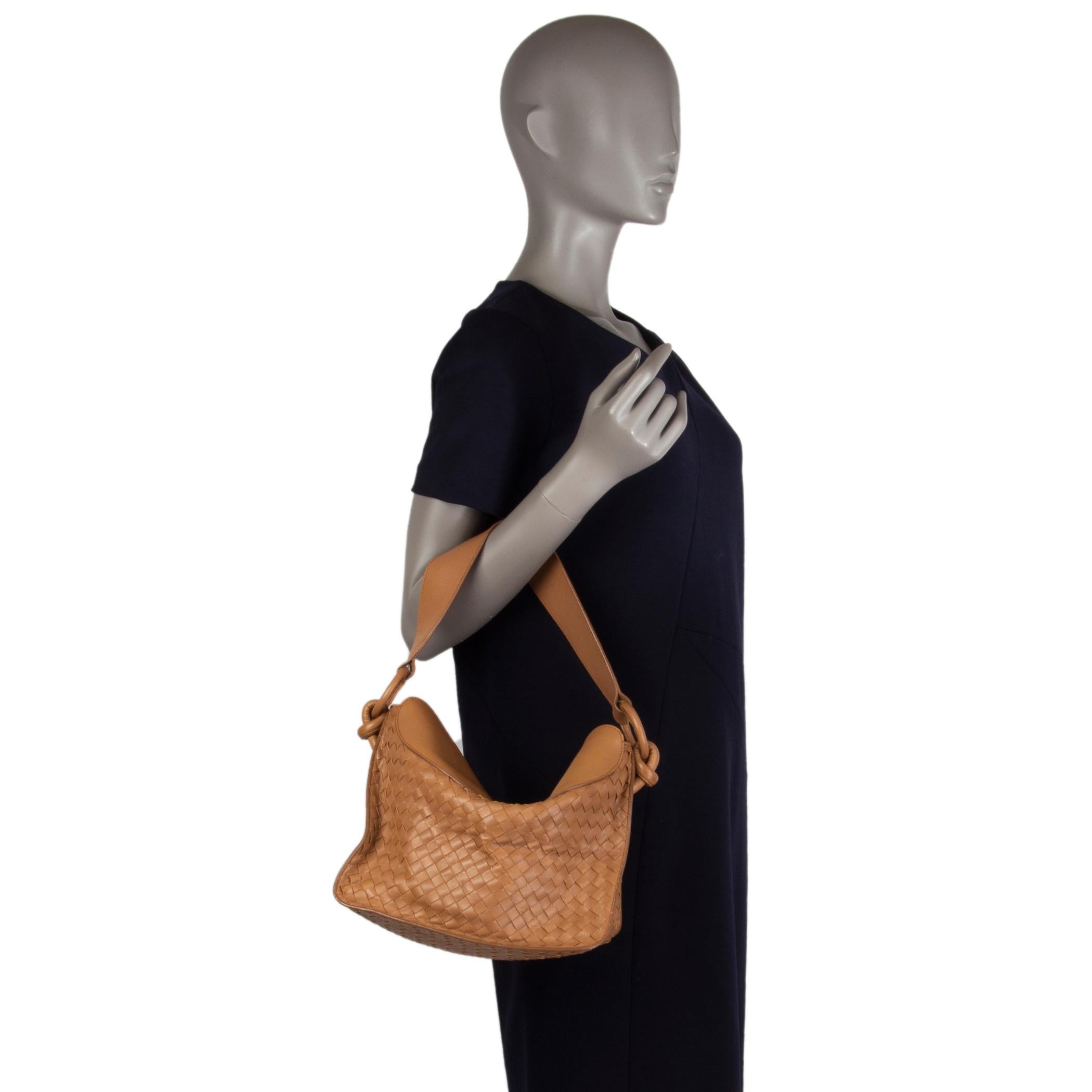 BOTTEGA VENETA beige woven leather INTRECCIATO Shoulder Bag 3