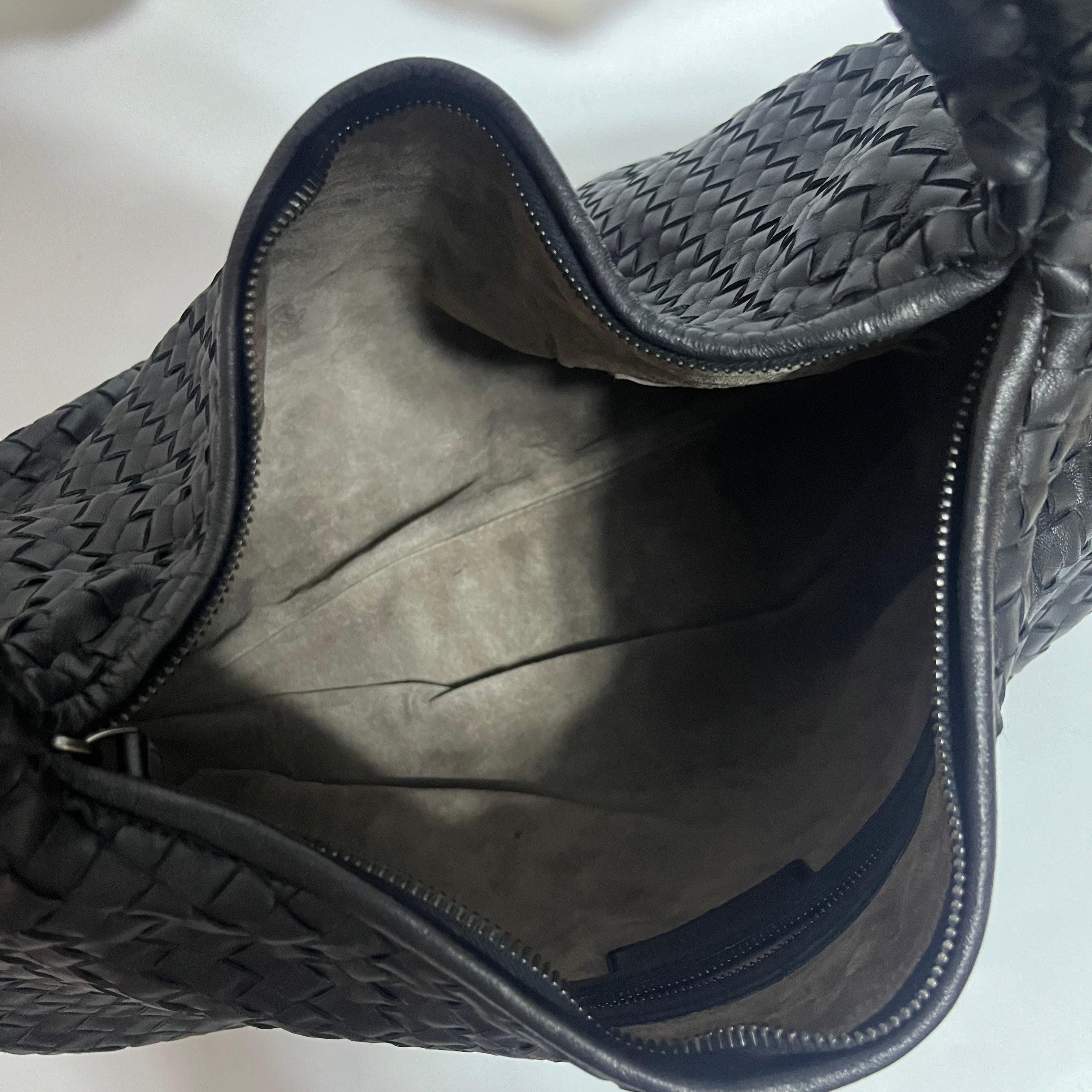 Bottega Veneta Belly Hobo Intrecciato Black Large 50cm For Sale 2
