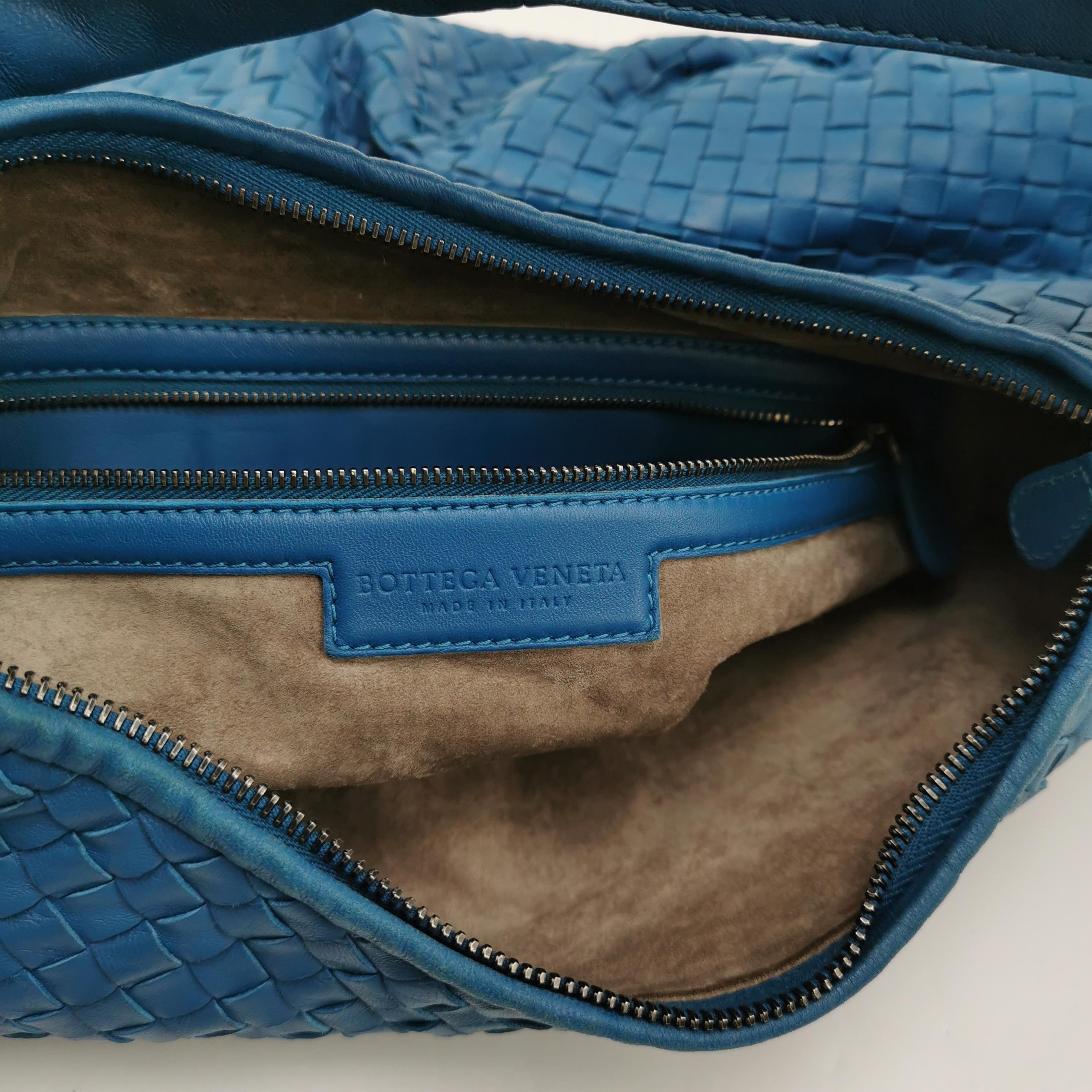 Bottega Veneta Belly Hobo Intrecciato Bleu Marine Cuir Maxi 50cm en vente 6