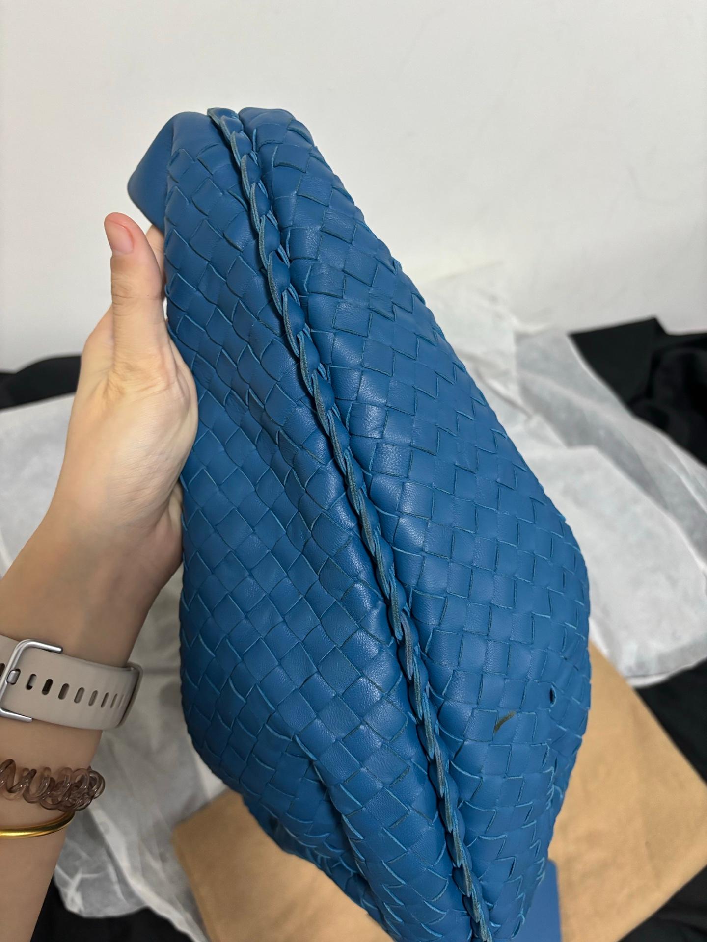 Bottega Veneta Belly Hobo Intrecciato Bleu Marine Cuir Maxi 50cm en vente 7