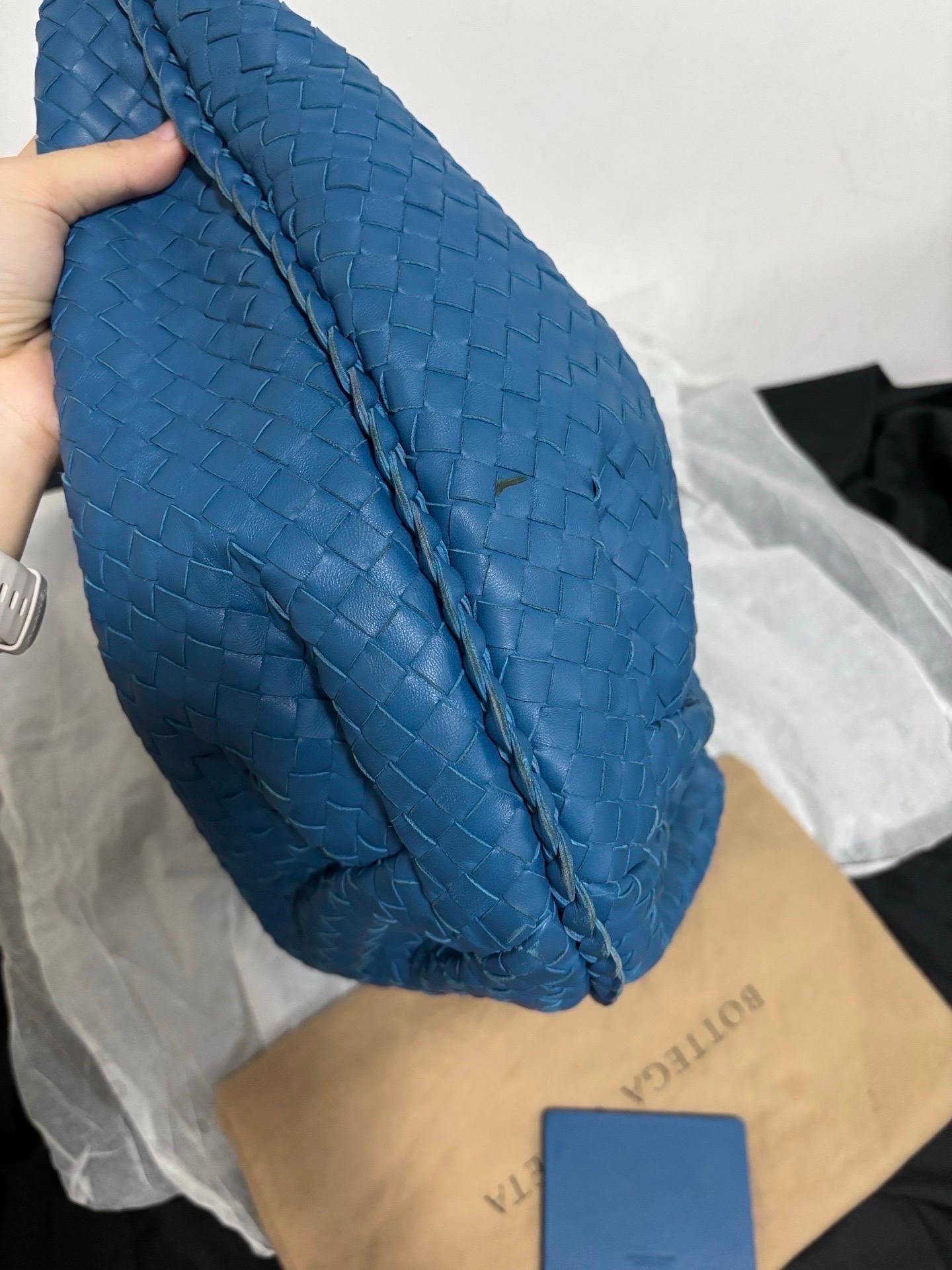 Bottega Veneta Belly Hobo Intrecciato Bleu Marine Cuir Maxi 50cm en vente 12