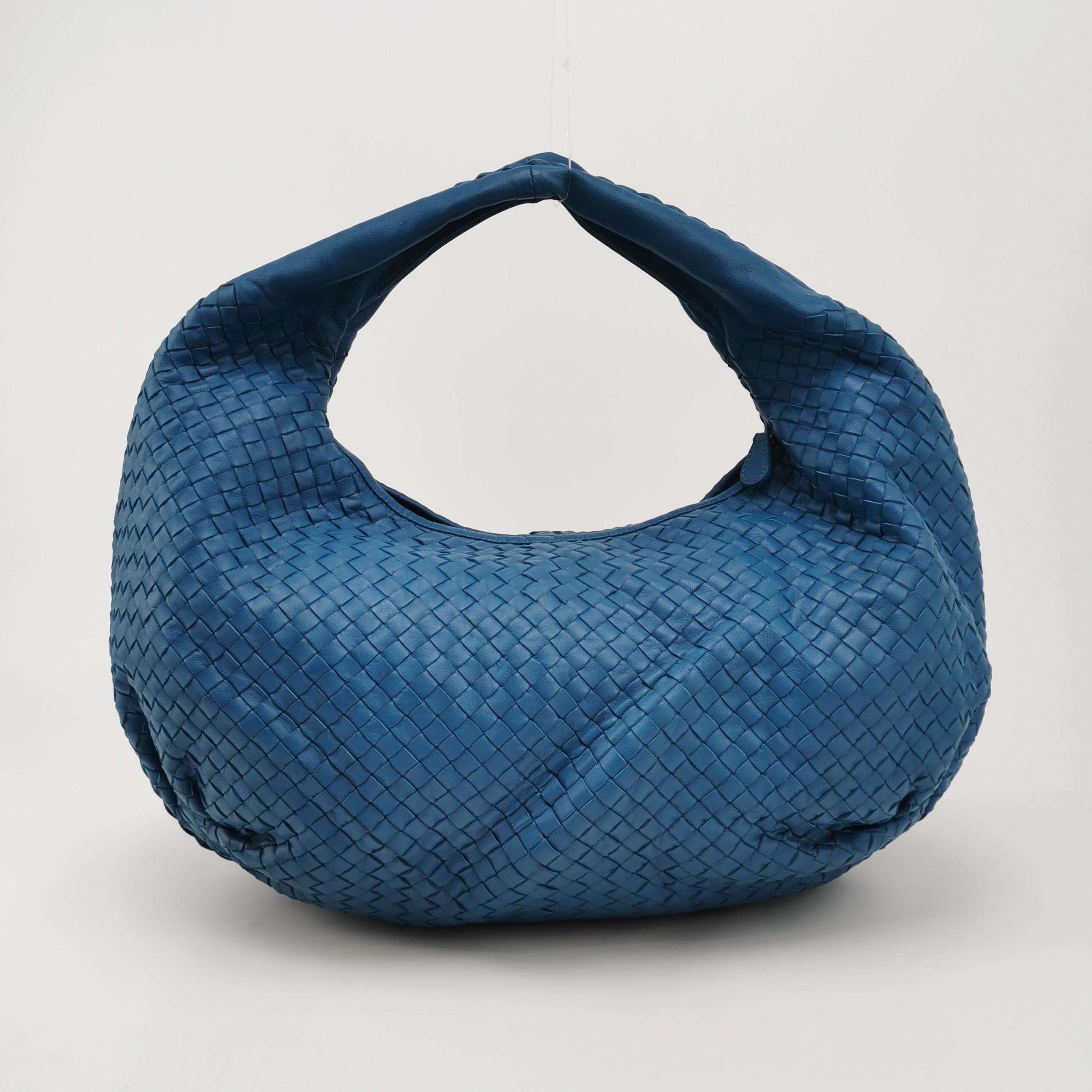 Bottega Veneta Belly Hobo Intrecciato Bleu Marine Cuir Maxi 50cm en vente 3