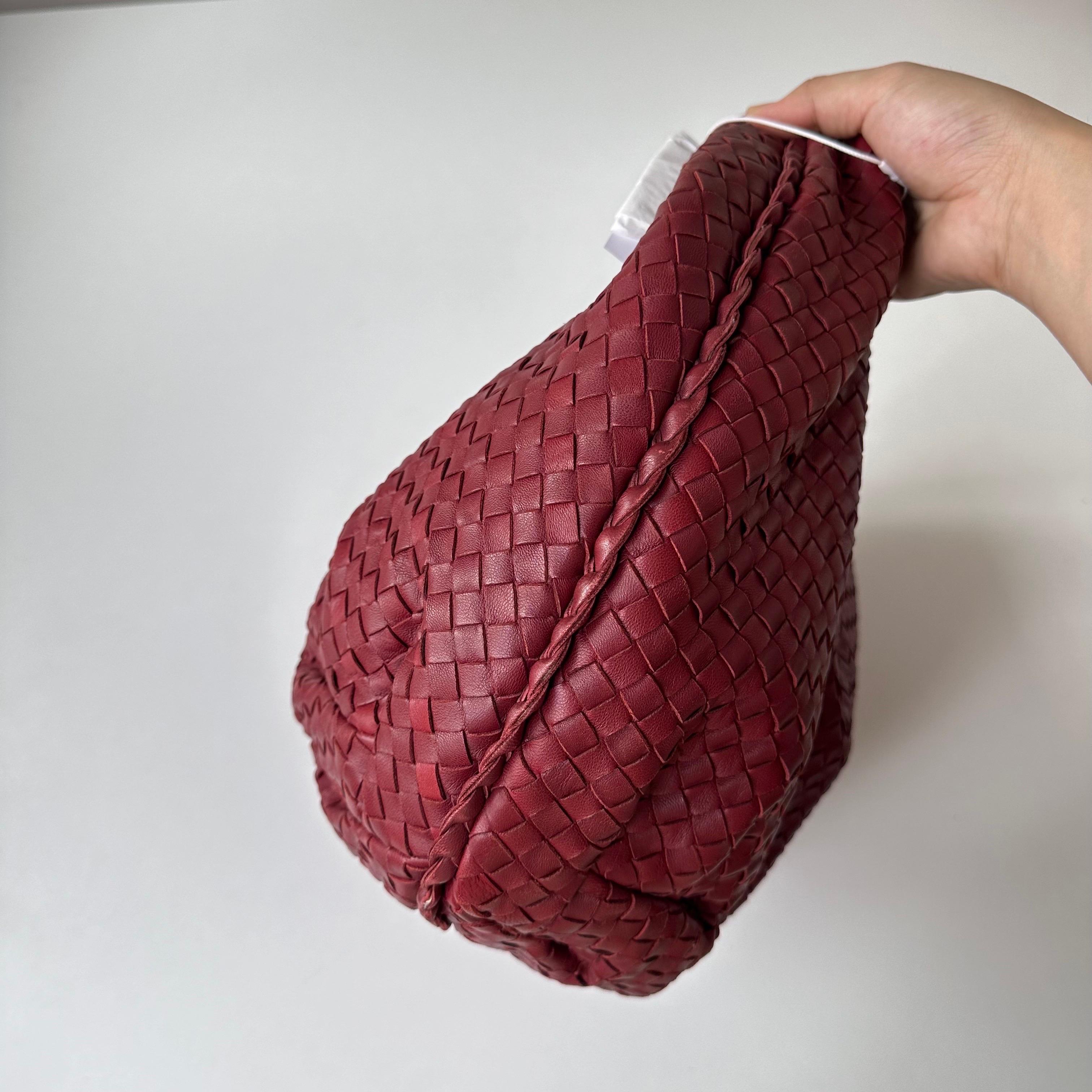 Bottega Veneta Belly Hobo Intrecciato Burgundy Ancora Red Medium 45cm 2