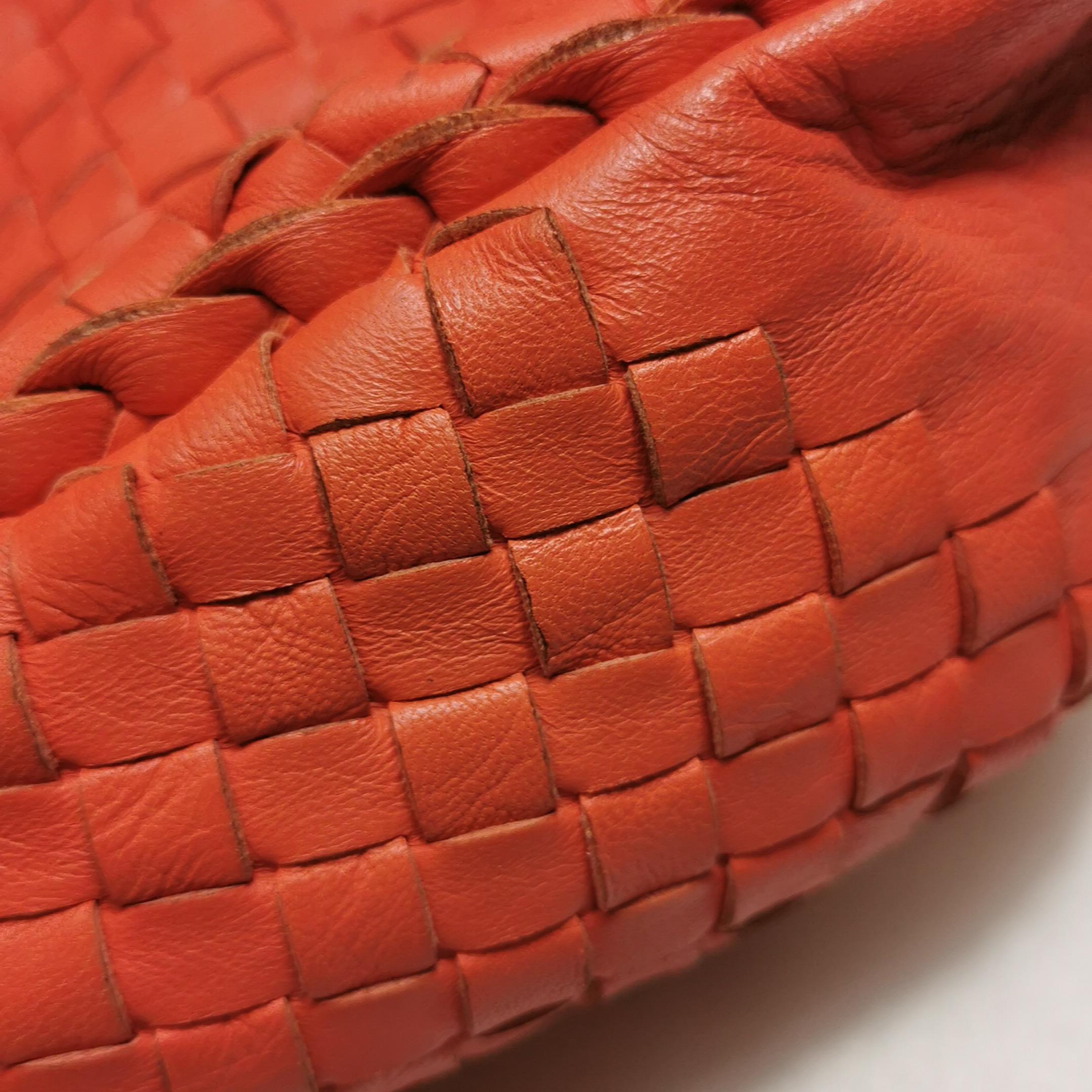 Bottega Veneta Hobo Intrecciato Gradiente Arancione Rosso Medio 45cm in vendita 5