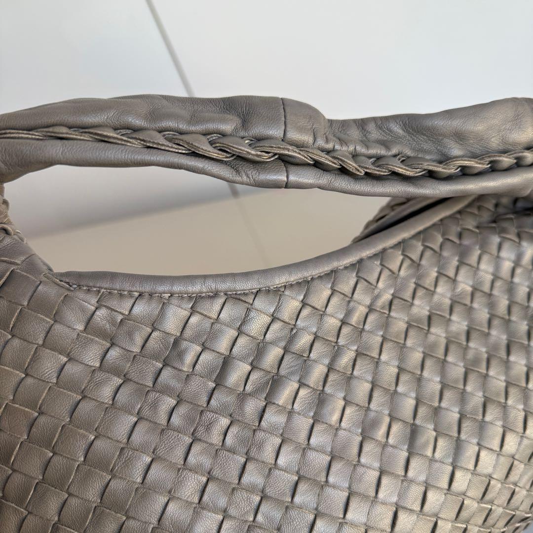 Bottega Veneta Vientre Hobo Intrecciato Piel Gris Mediana 40cm en venta 6