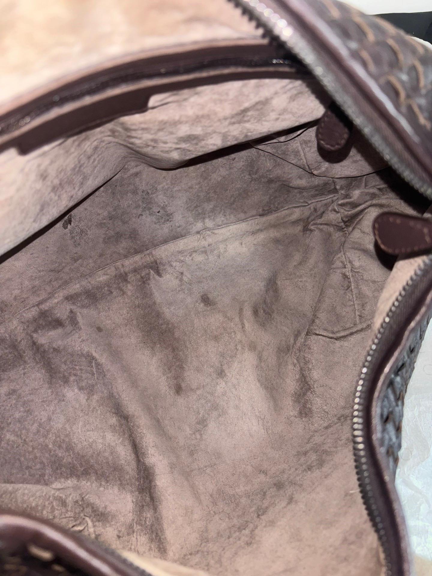 Bottega Veneta Belly Hobo Intrecciato in pelle d'agnello cioccolato scuro marrone grande in vendita 14