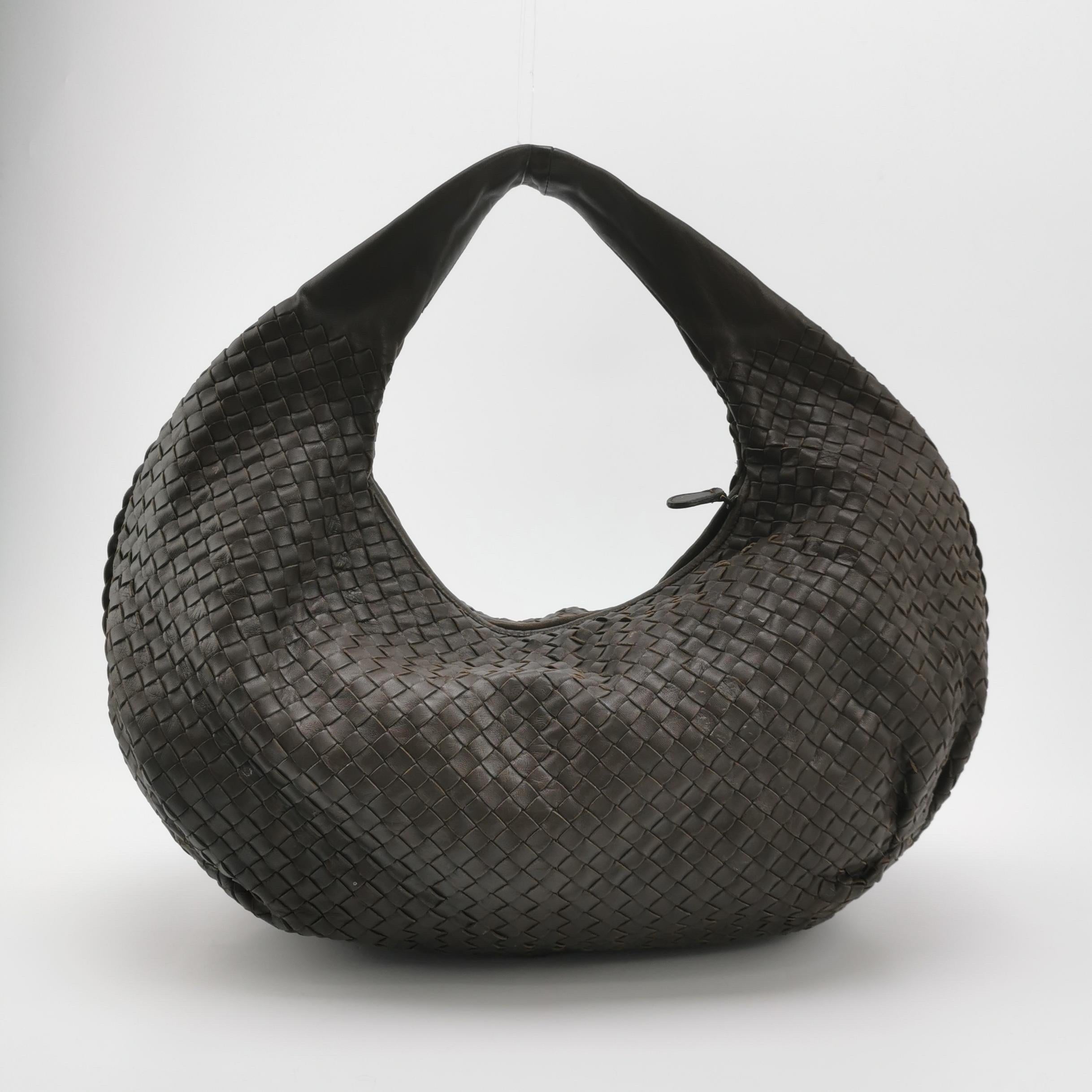Bottega Veneta Belly Hobo Intrecciato Cuir d'agneau Chocolat Brown Maxi 55cm Pour femmes en vente