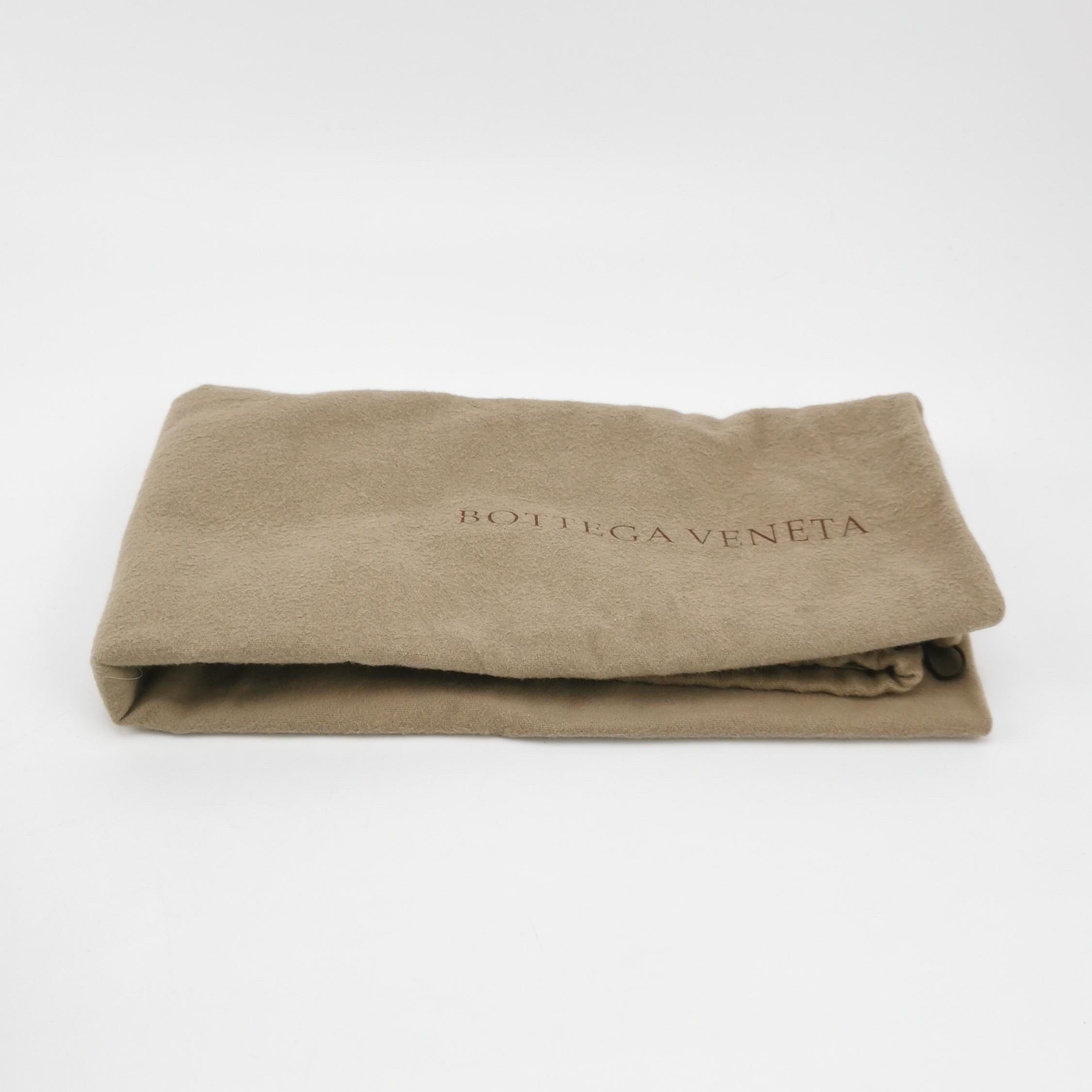 Bottega Veneta Belly Hobo Intrecciato Cuir d'agneau Chocolat Brown Maxi 55cm en vente 2