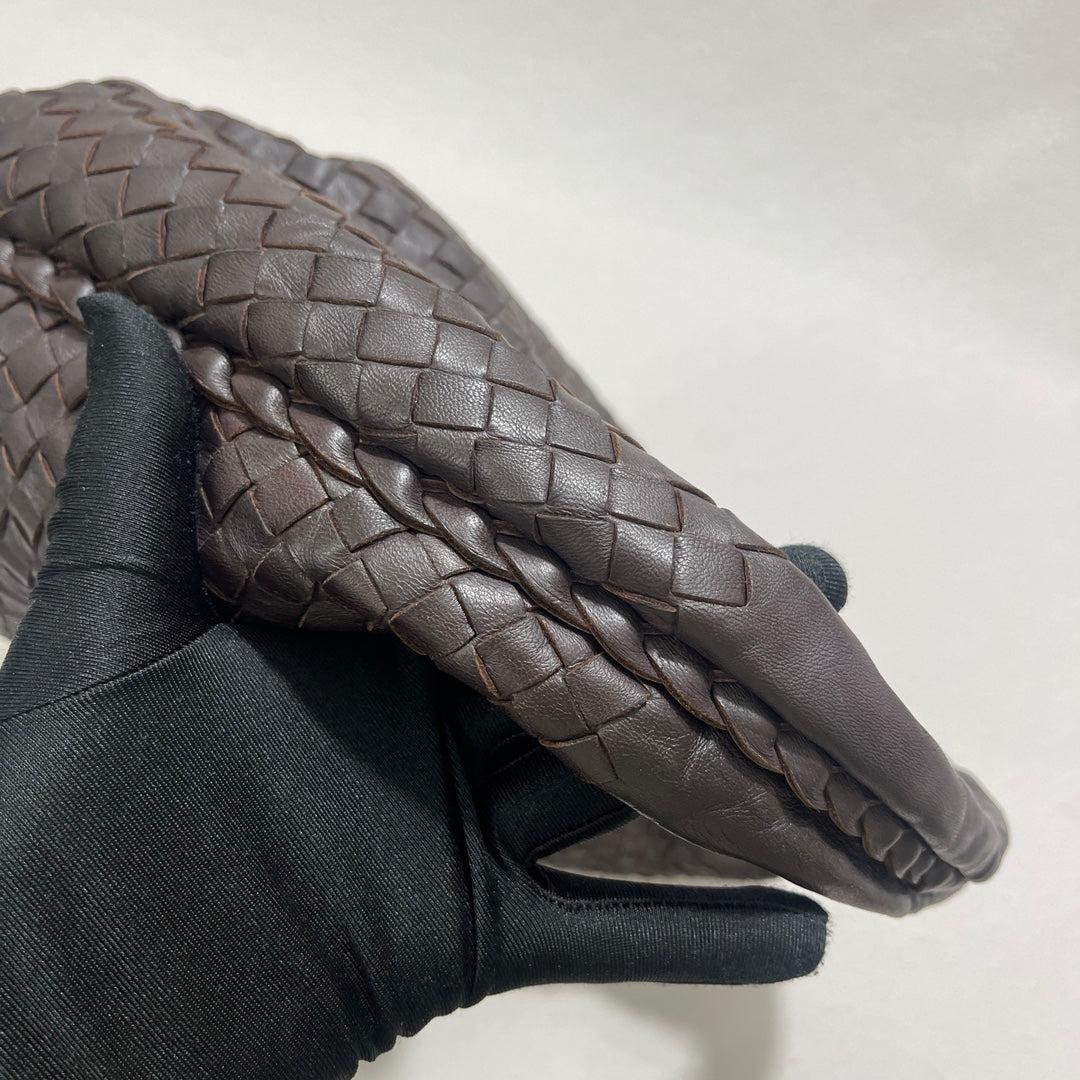 Bottega Veneta Belly Hobo Intrecciato in pelle di agnello marrone latte Borsa media 11