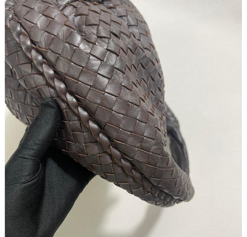 Bottega Veneta Belly Hobo Intrecciato in pelle di agnello marrone latte Borsa media 12