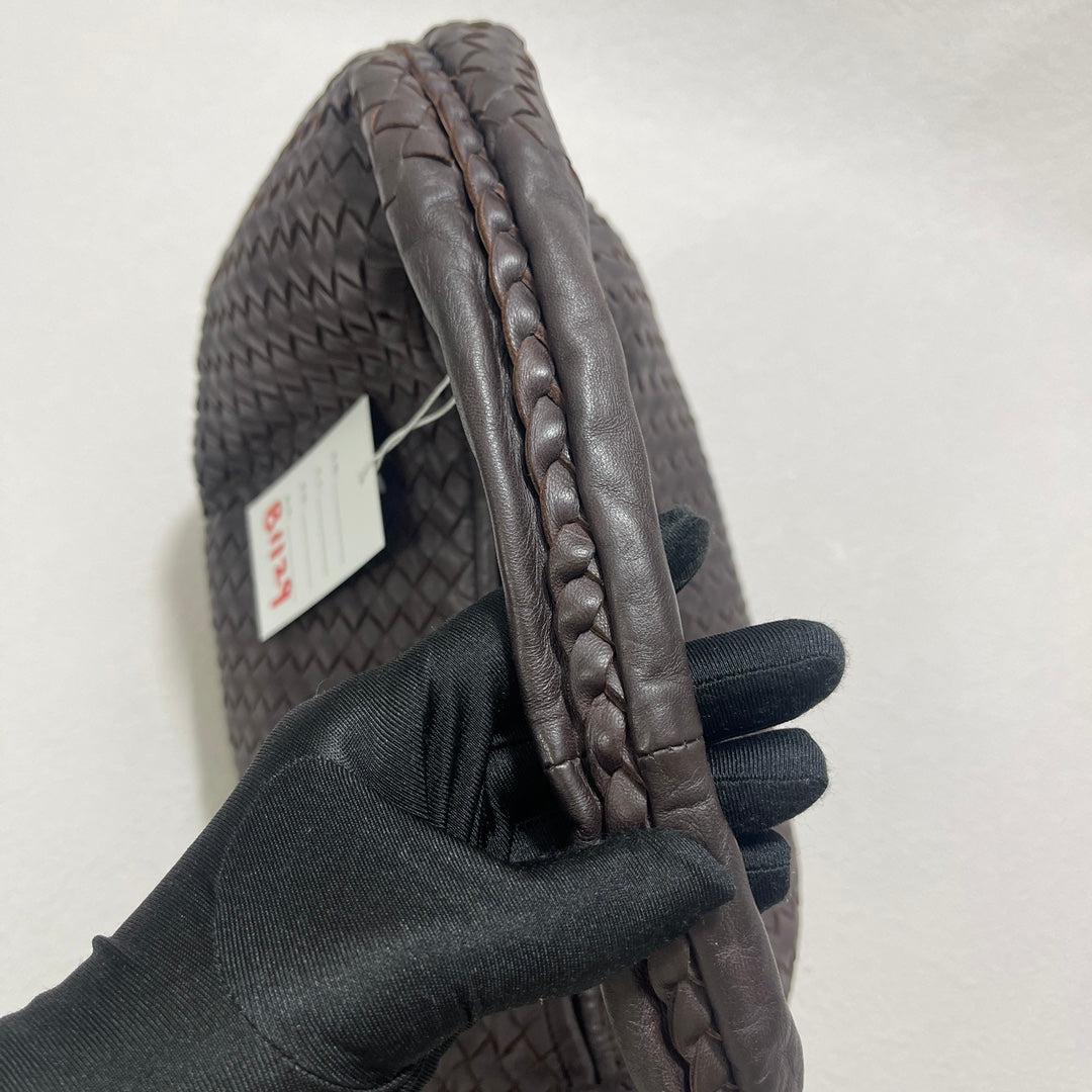 Bottega Veneta Belly Hobo Intrecciato in pelle di agnello marrone latte Borsa media 13