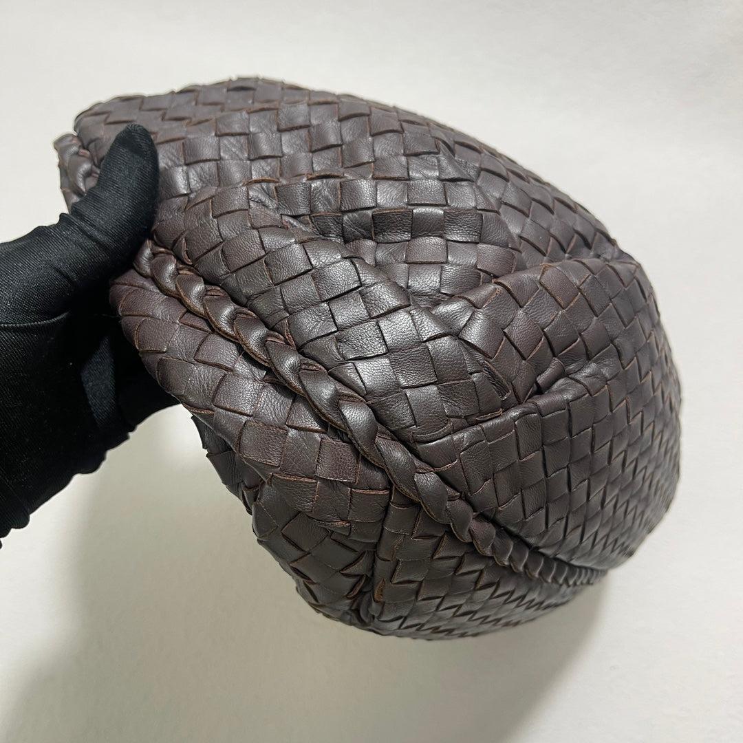 Bottega Veneta Belly Hobo Intrecciato in pelle di agnello marrone latte Borsa media 3