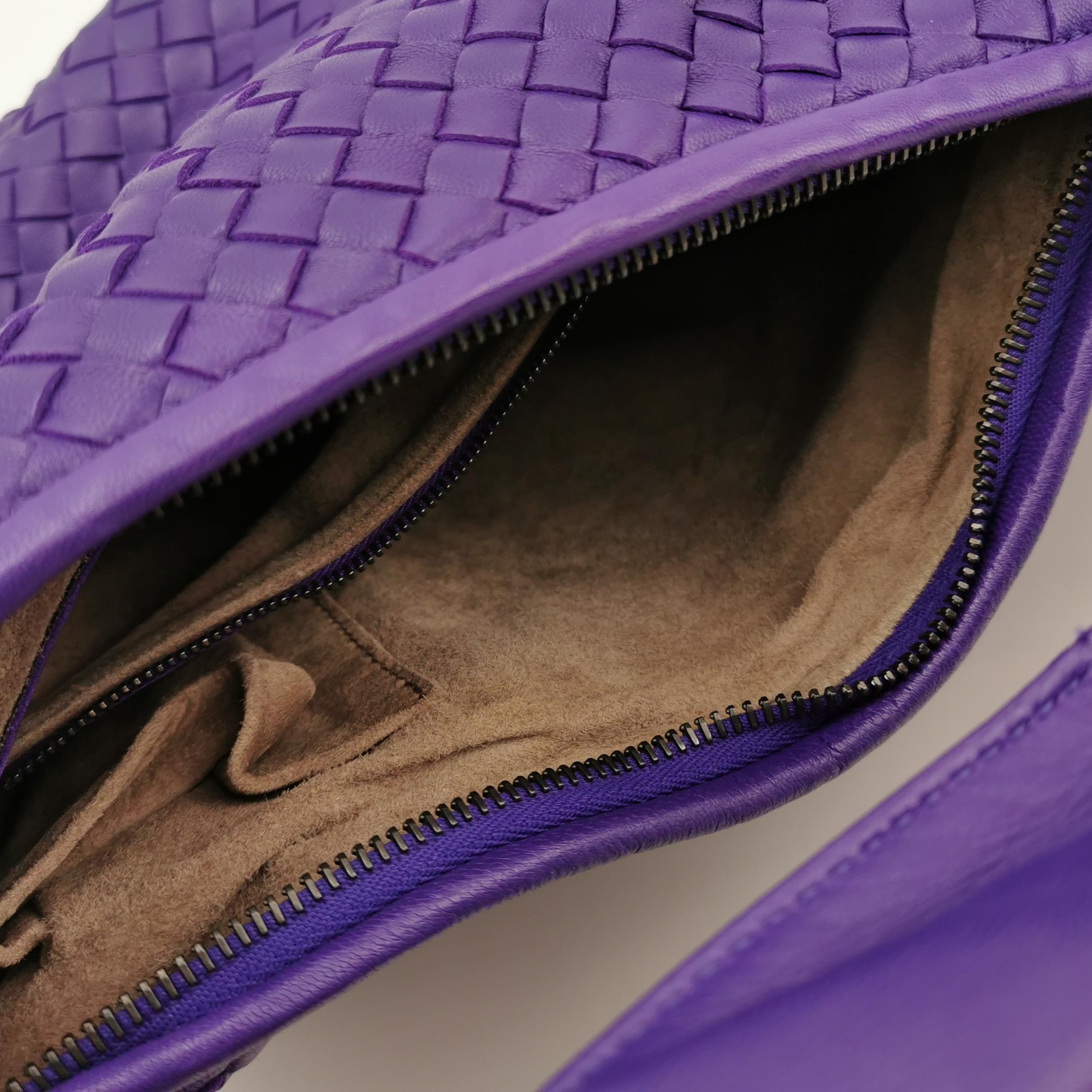 Bottega Veneta Belly Hobo Intrecciato Lambskin Leather Purple Medium 40cm 2