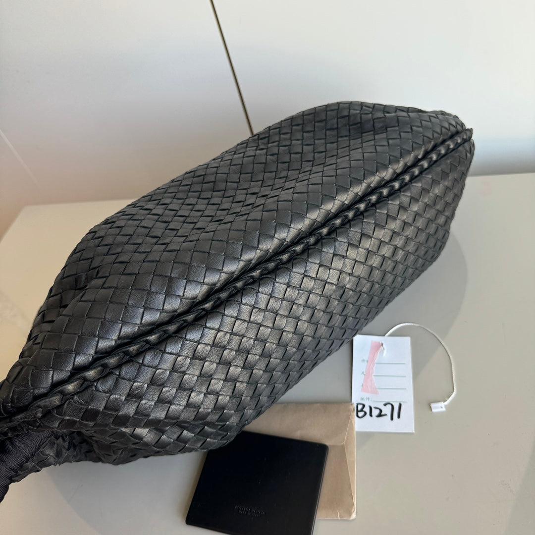 Bottega Veneta Belly Hobo Intrecciato Leather Black Large 52cm 5