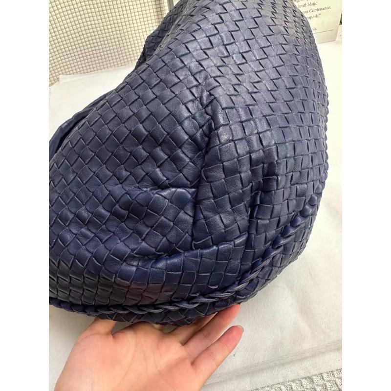 Bottega Veneta Belly Hobo Intrecciato Leather Navy Large 45 en vente 3
