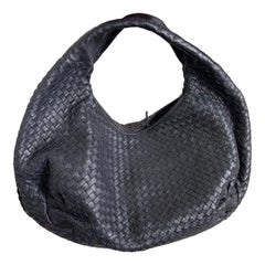 Bottega Veneta Belly Hobo Intrecciato in pelle Navy Maxi 50cm