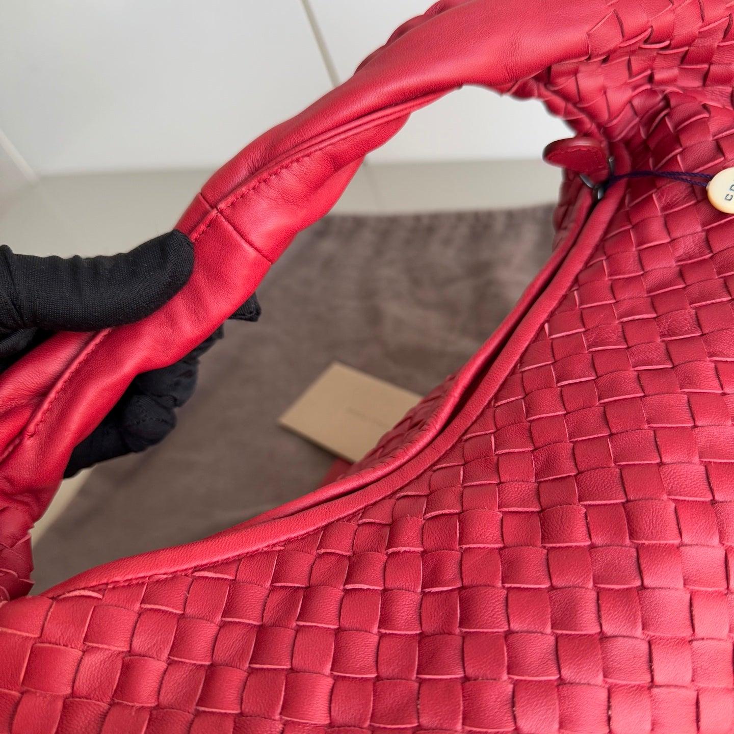 Bottega Veneta Belly Hobo Intrecciato Red Medium 40cm For Sale 7