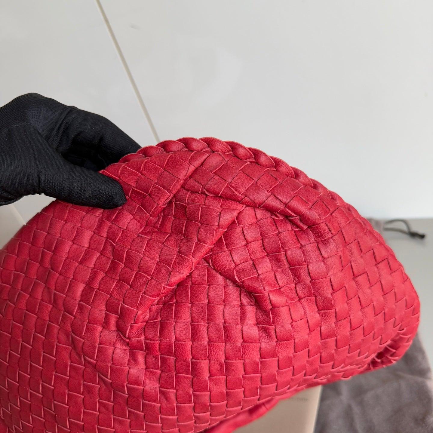 Women's Bottega Veneta Belly Hobo Intrecciato Red Medium 40cm For Sale