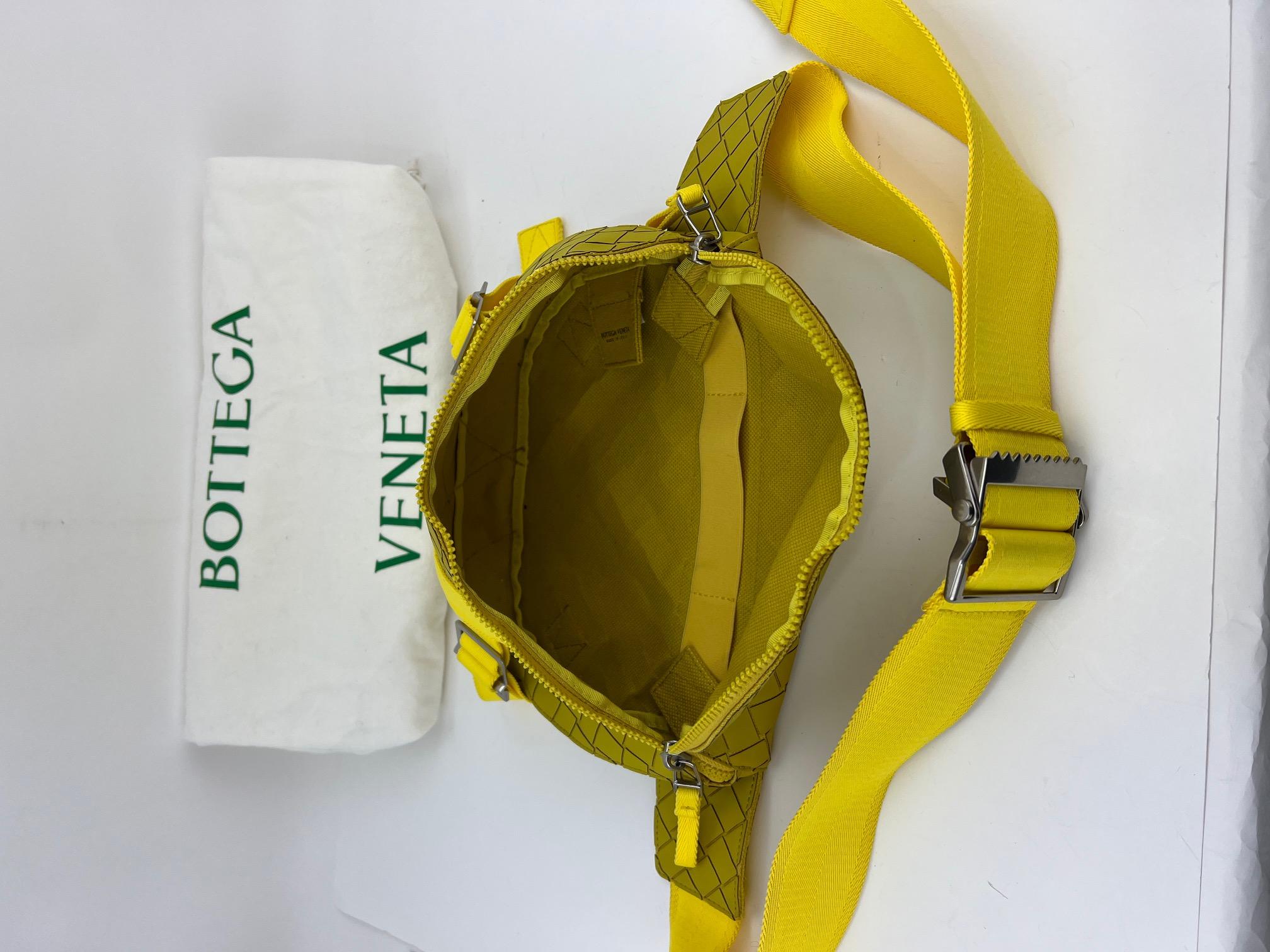 Bottega Veneta Belt Bag Yellow Intrecciato Rubber Shoulder Bag Waist Belt Unisex 6