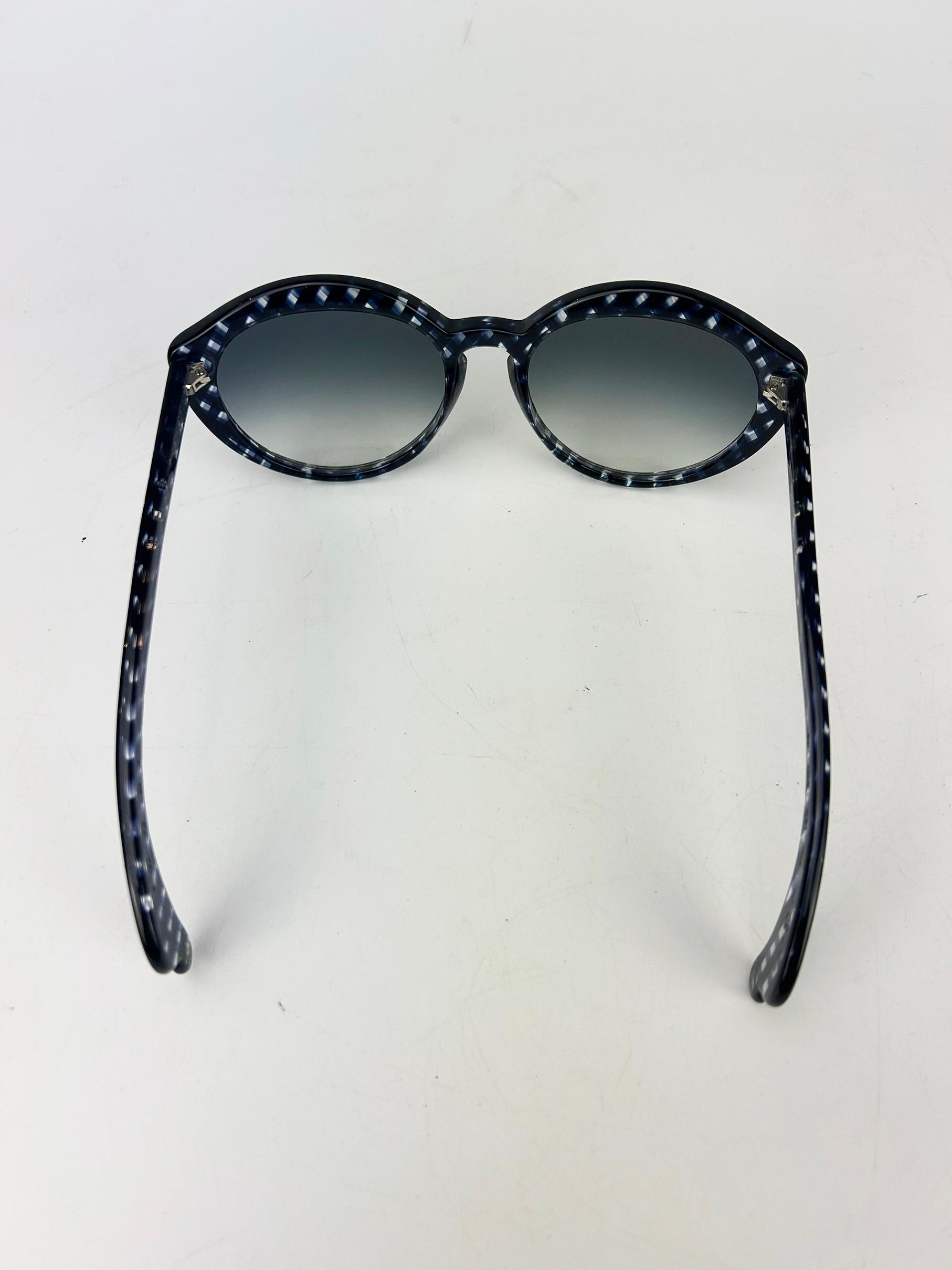 Bottega Veneta Black and Blue Checkered Sunglasses For Sale 1