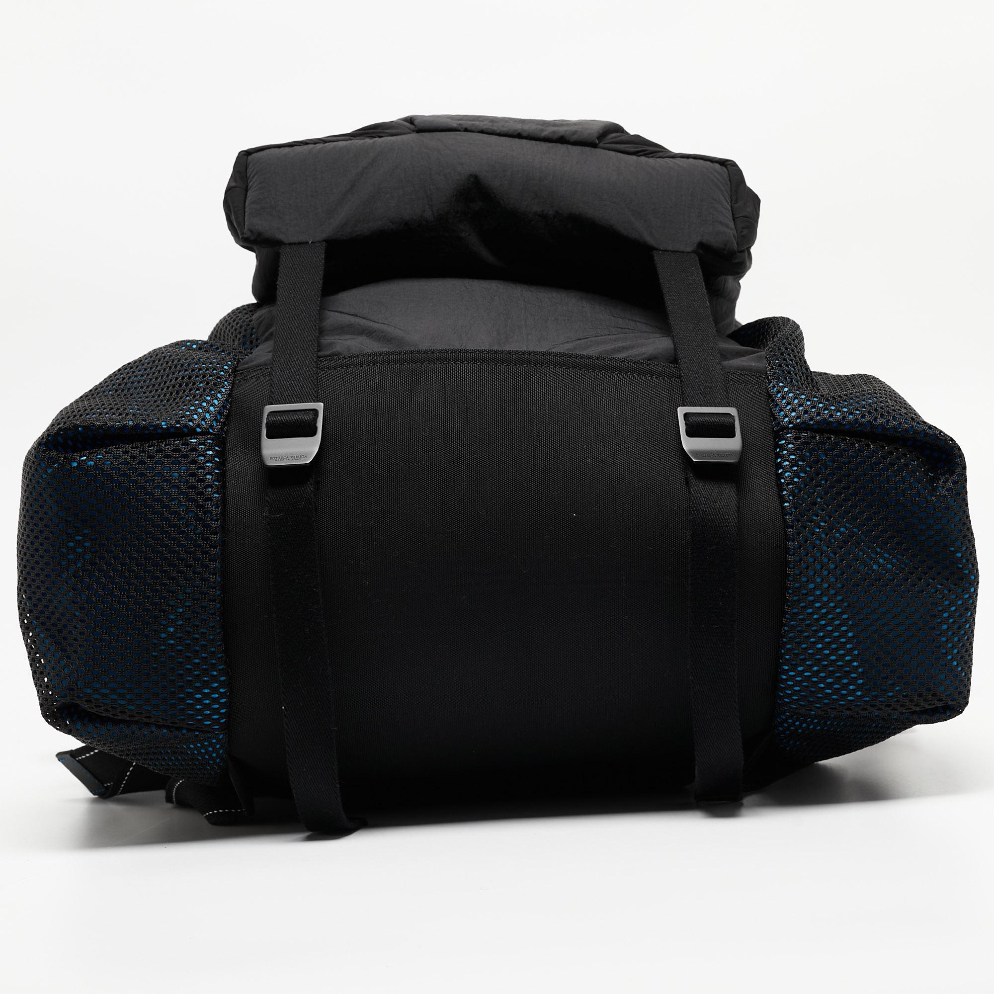 Bottega Veneta Black/Blue Nylon Paper Touch Backpack For Sale 1