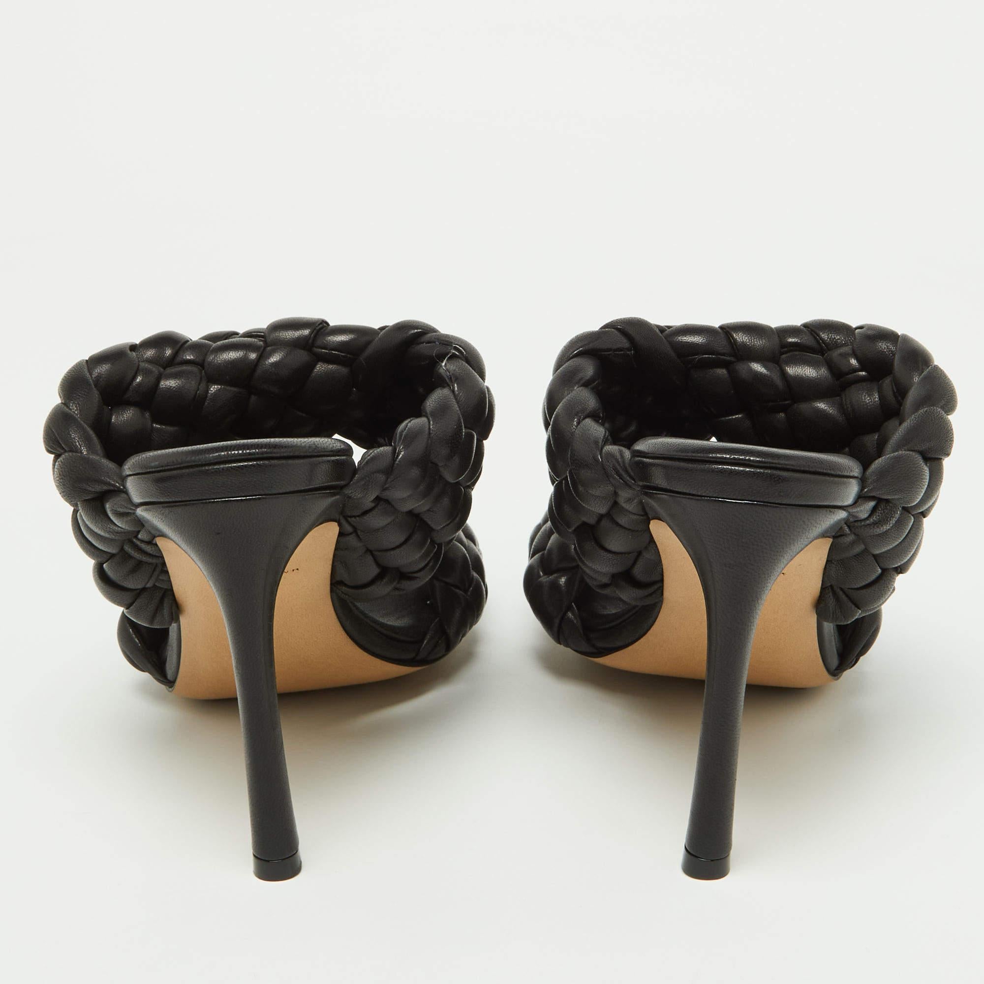 Women's Bottega Veneta Black Braided Leather Slide Sandals Size 38