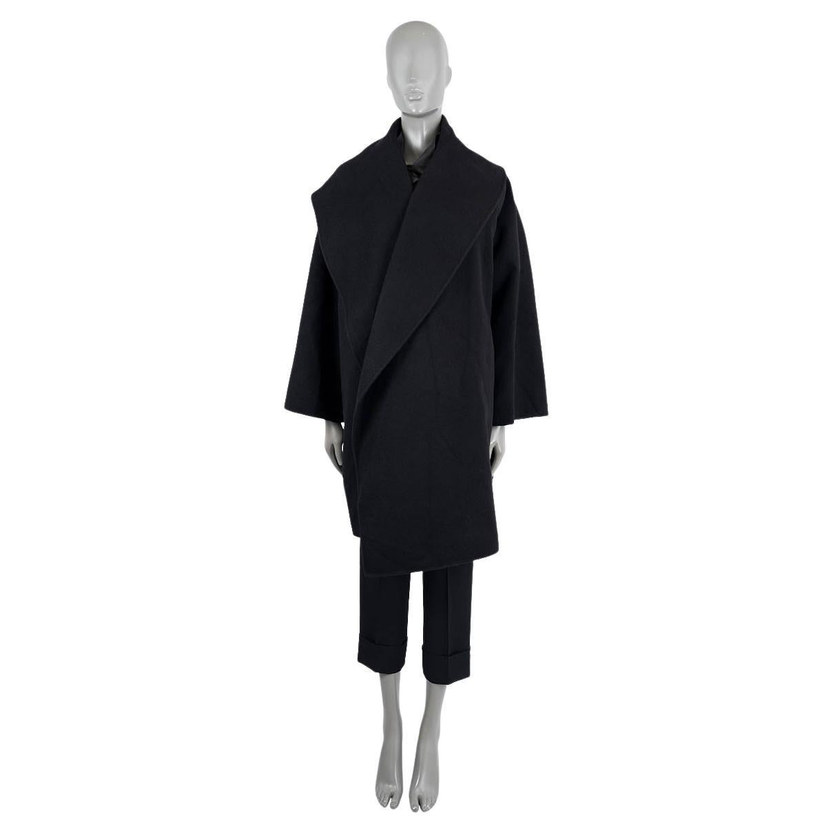Louis Vuitton Black and Wool Calfskin Leather Trim Zip Hooded Cape For Sale  at 1stDibs  louis vuitton hooded cape coat with belt, louis vuitton poncho,  louis vuitton cape coat