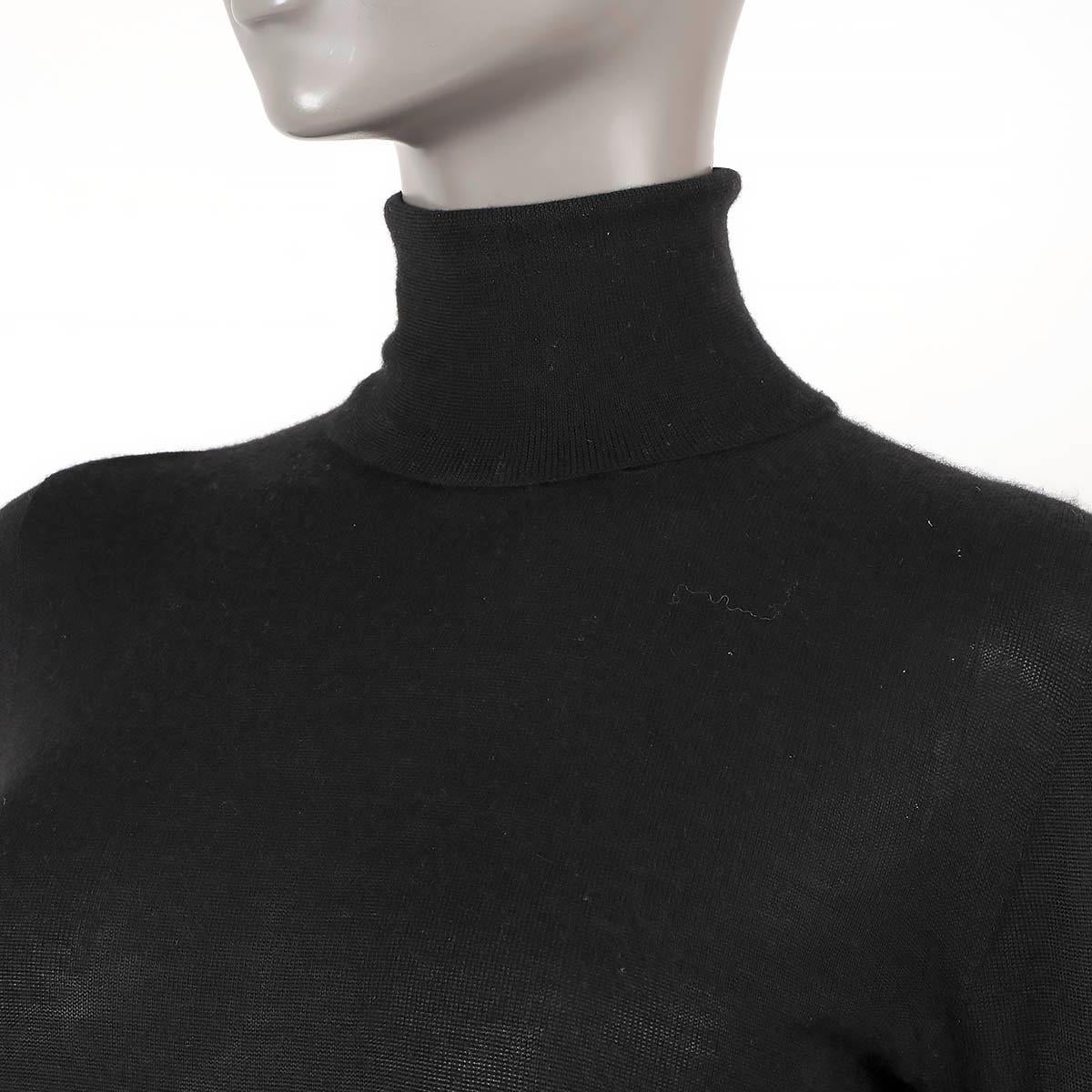 BOTTEGA VENETA black cashmere & silk TURTLENECK Sweater 40 S For Sale 1