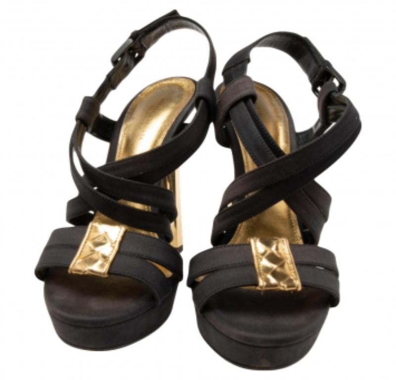 Bottega Veneta Black/Gold Canvas Platform Sandals Size 38.5 For Sale 1