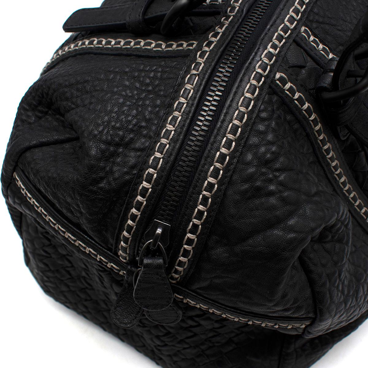 Bottega Veneta Black Grained Leather Intrecciato Detail Handbag For Sale 2
