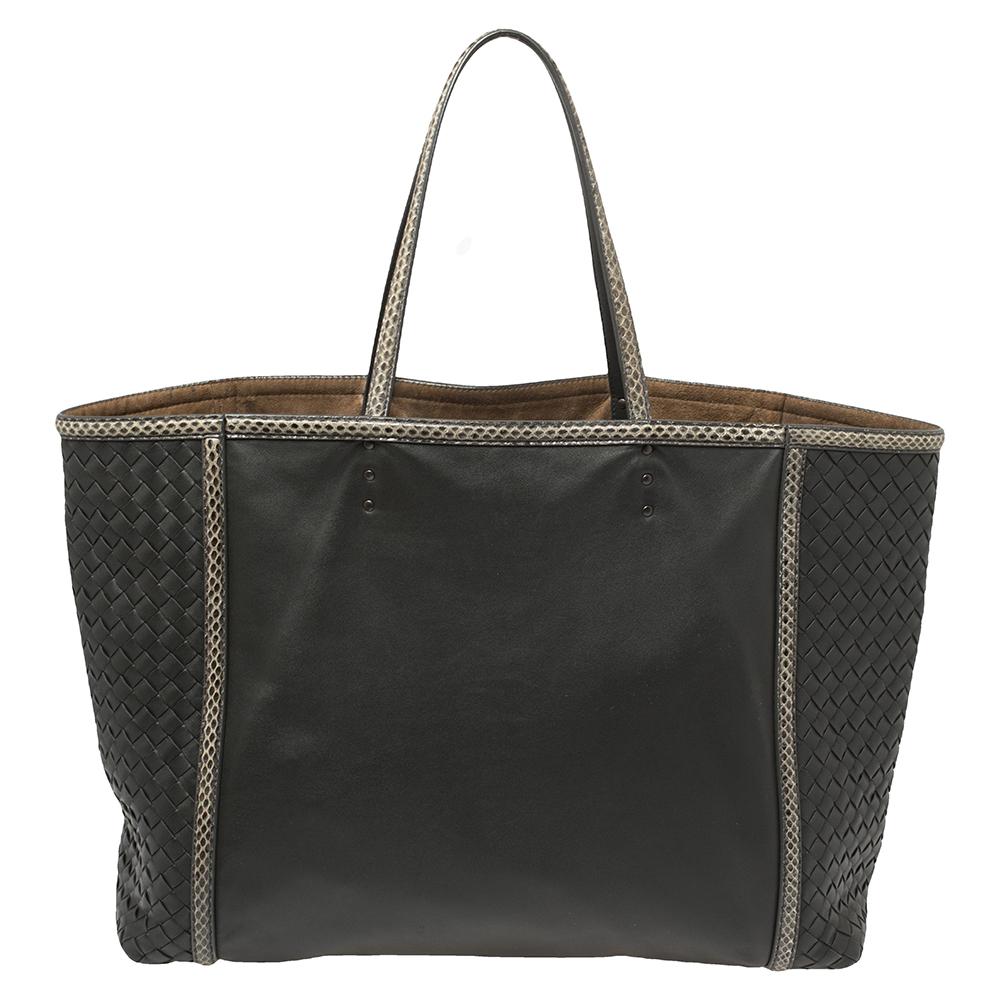 Women's Bottega Veneta Black Intrecciato Leather and Ayers Trim Shopper Tote