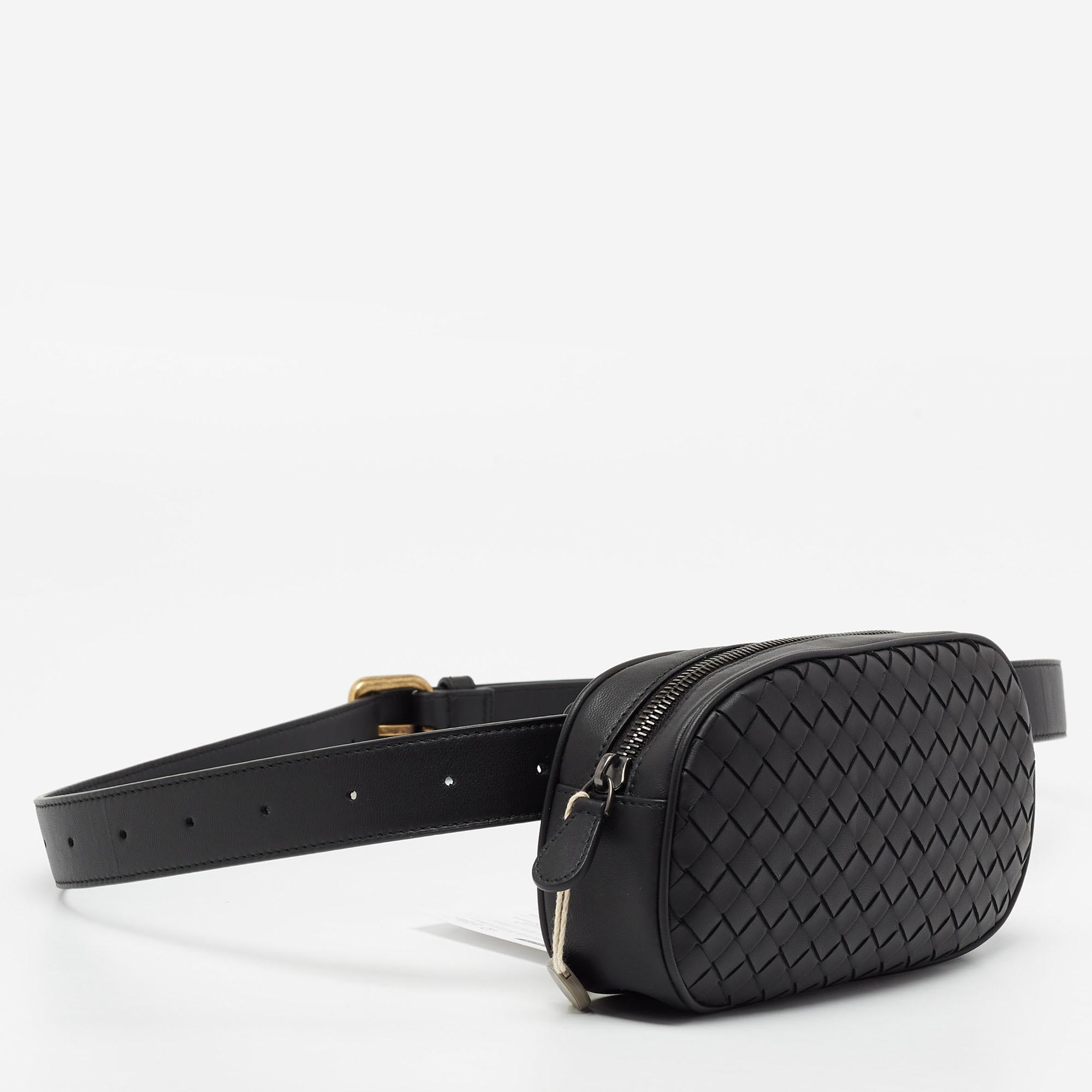 Bottega Veneta Black Intrecciato Leather Belt Bag In New Condition In Dubai, Al Qouz 2