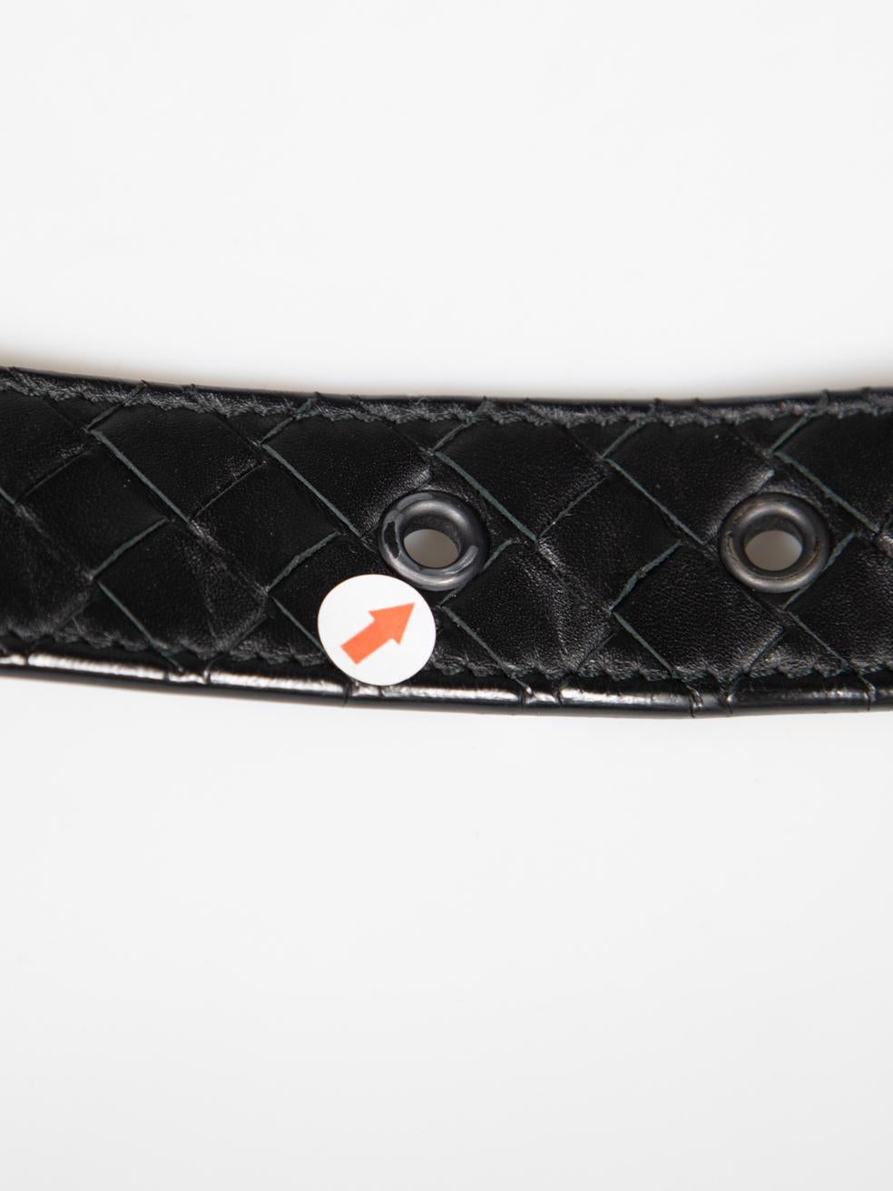 Bottega Veneta Cintura in pelle nera Intrecciato in vendita 3