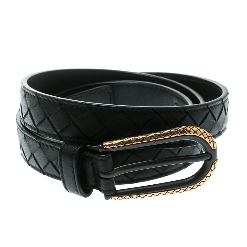 This durable belt from Bottega Veneta is a creation you'll love to own. Crafted from black leather, it has the signature Intrecciato touch, a gold-tone pin buckle and a single loop.

This durable belt from Bottega Veneta is a creation you'll love to