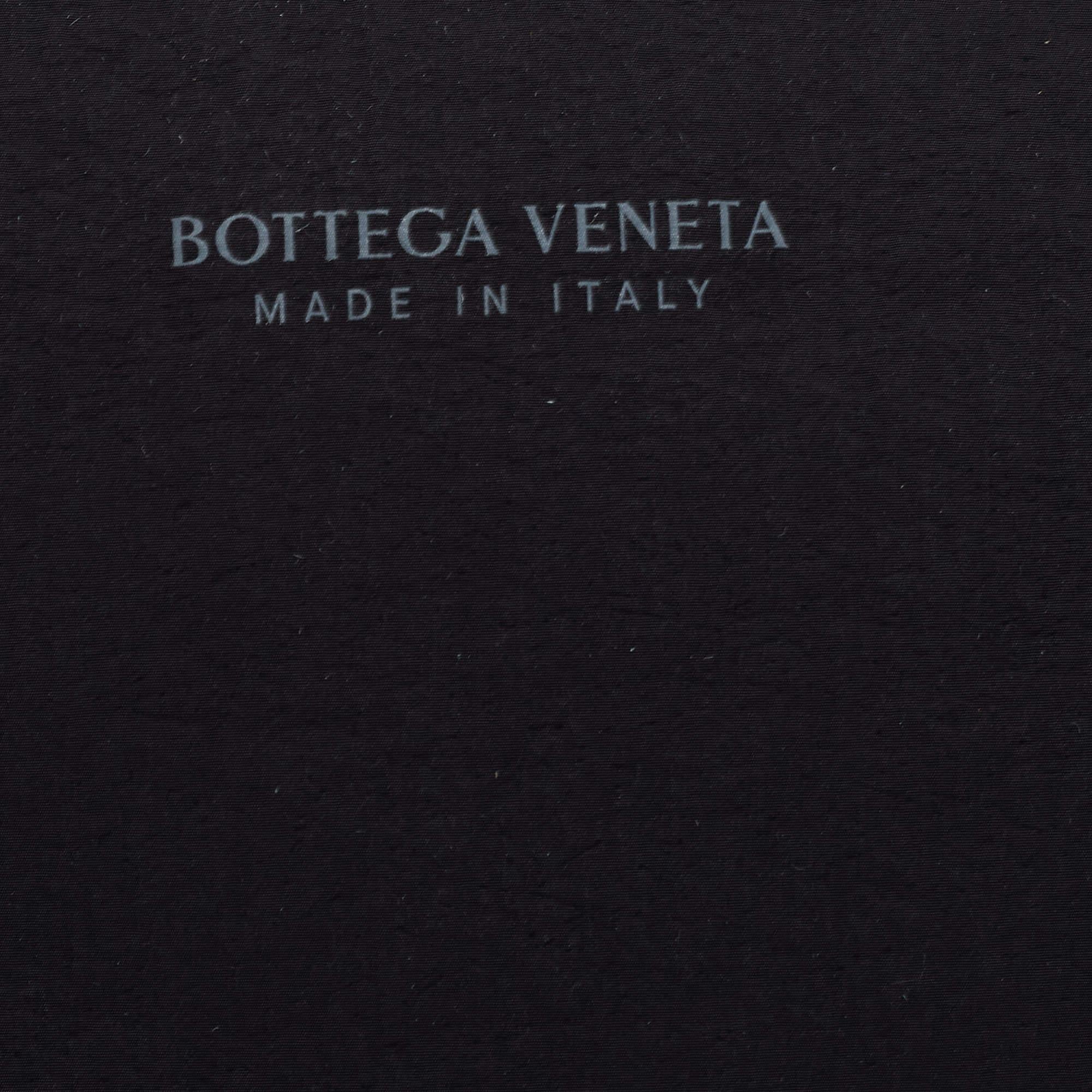 Bottega Veneta Black Intrecciato Leather Cassette Briefcase Bag For Sale 7