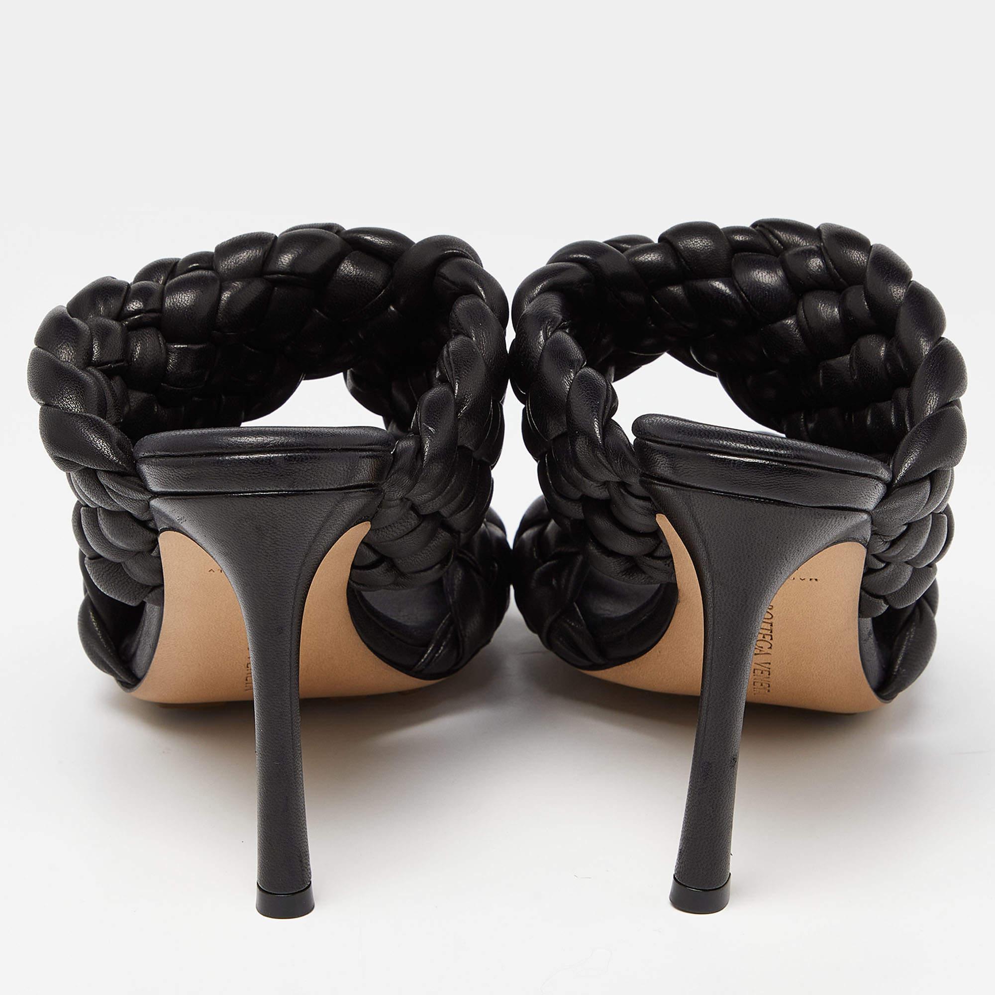 Bottega Veneta Black Intrecciato Leather Curve Slide Sandals Size 37 1