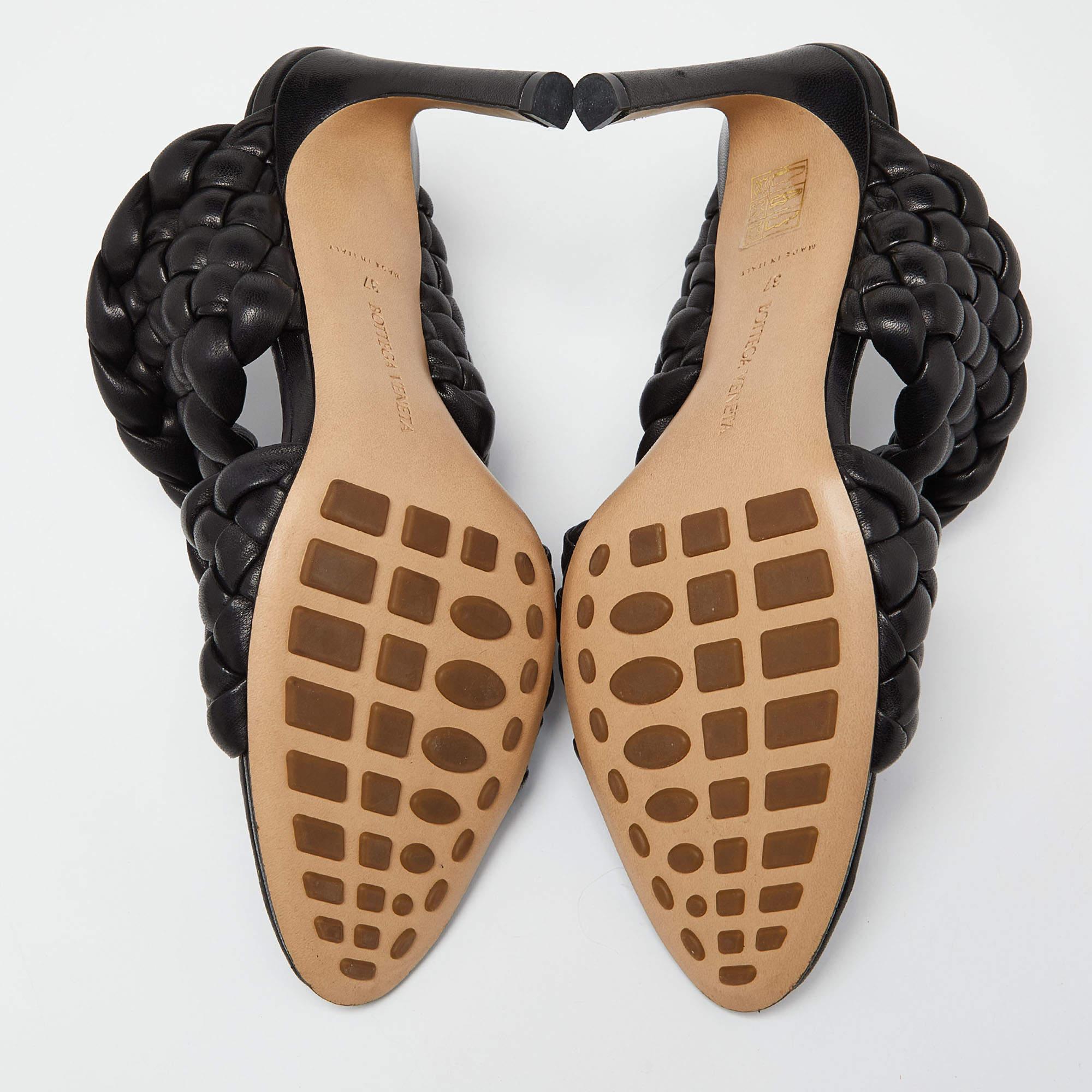 Bottega Veneta Black Intrecciato Leather Curve Slide Sandals Size 37 2