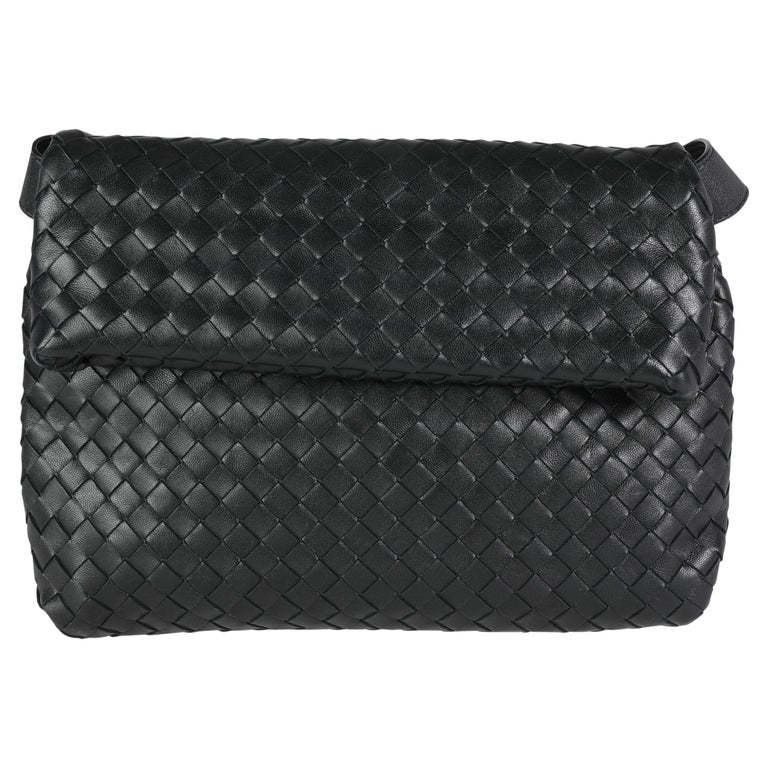 Bottega Veneta Black Intrecciato Leather Fold Crossbody Bag For Sale at ...