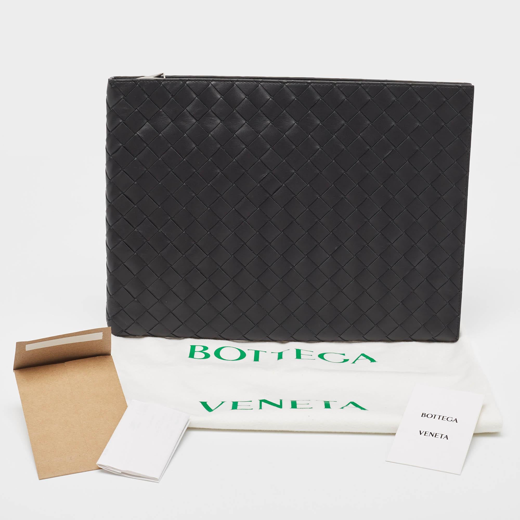 Bottega Veneta Black Intrecciato Leather Half Zip Pouch 8