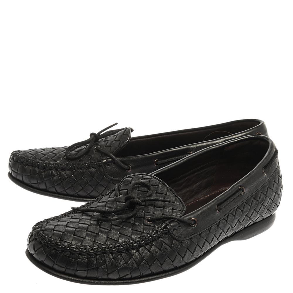 Bottega Veneta Mocassins en cuir Intrecciato noir Taille 42 en vente 2