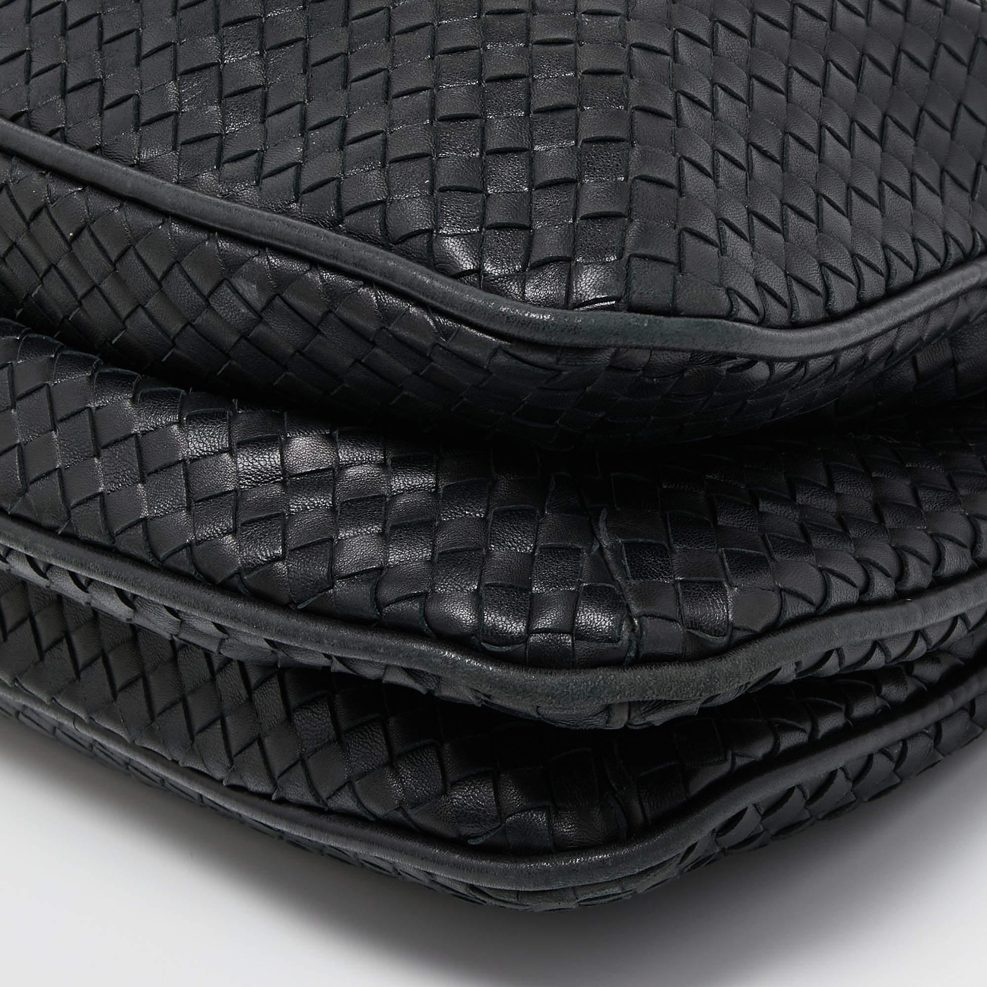 Bottega Veneta Black Intrecciato Leather Loop Bag 7