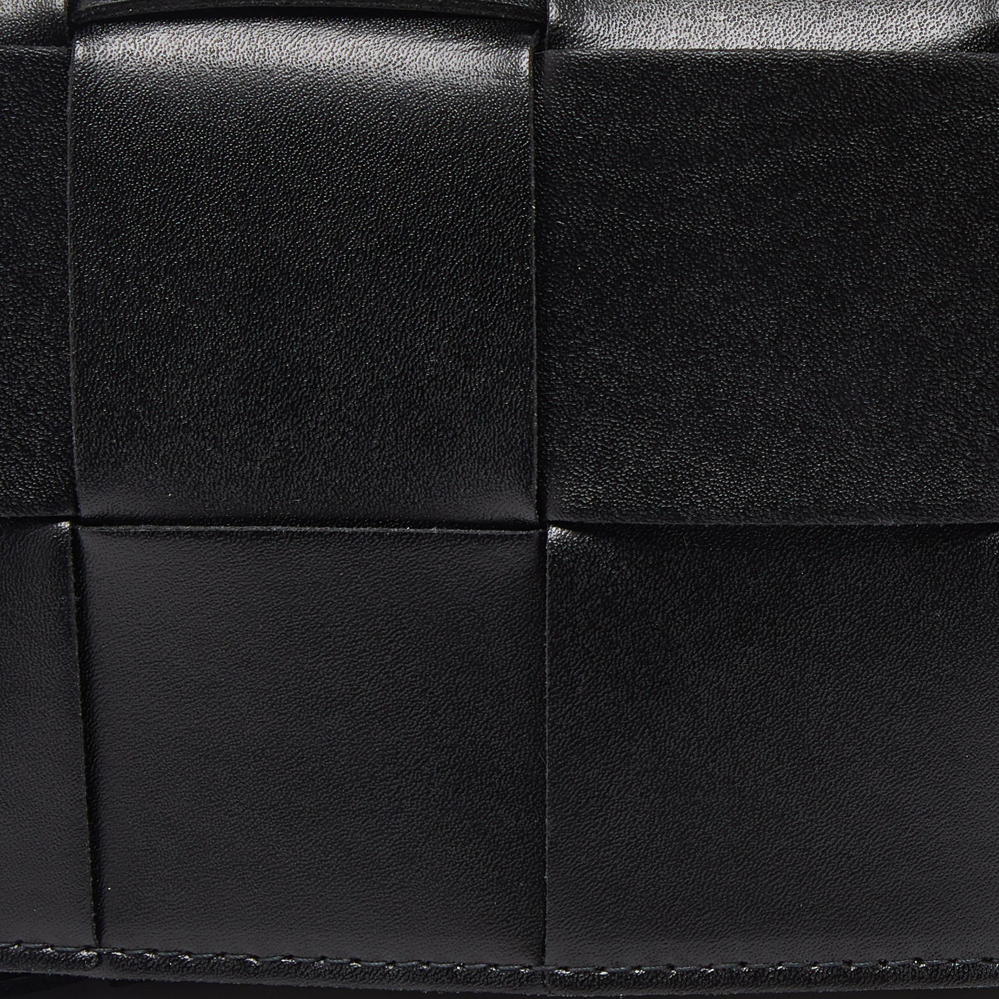 Bottega Veneta Black Intrecciato Leather Mini Cassette Belt Bag For Sale 4