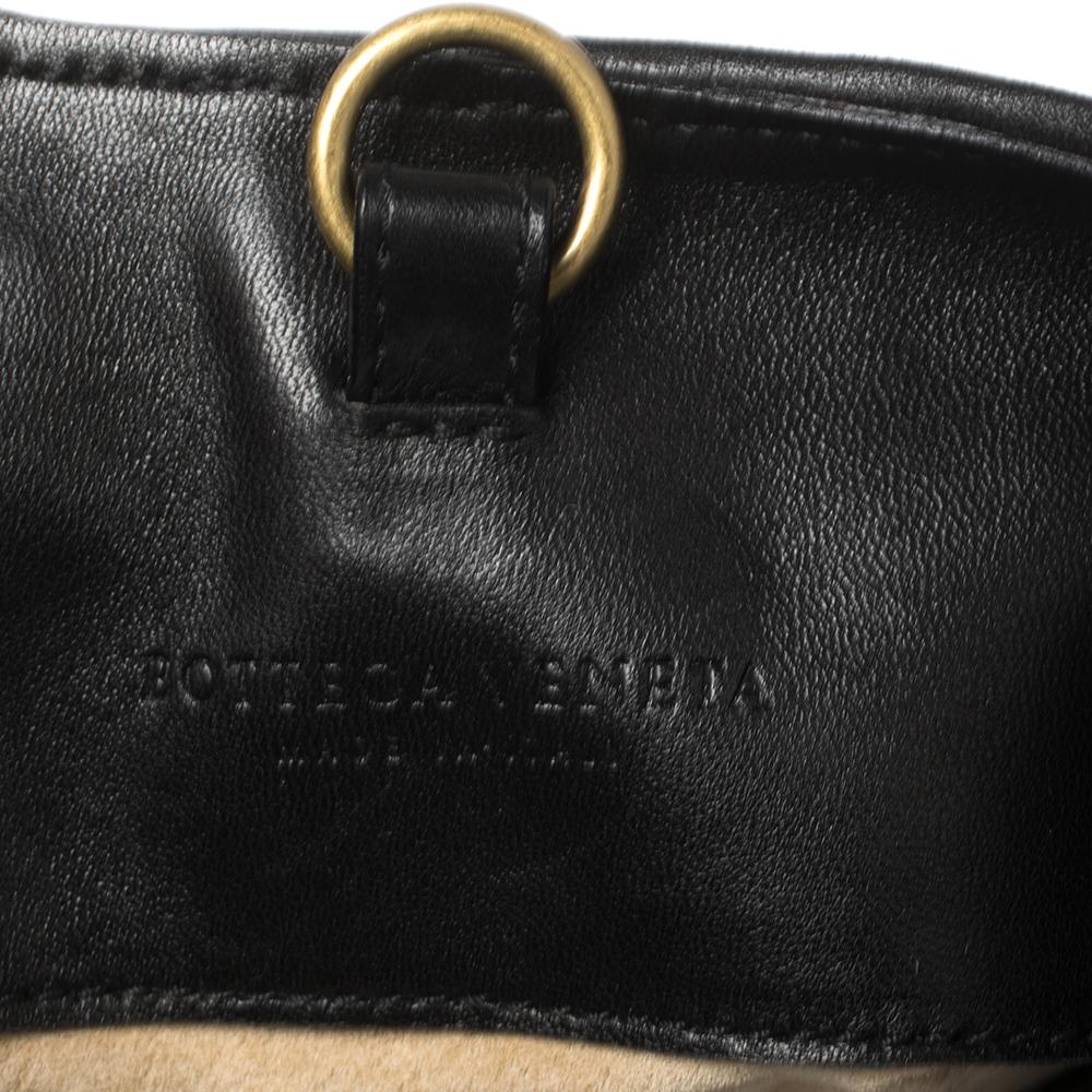 Bottega Veneta New Ball Hobo aus schwarzem Intrecciato-Leder 4