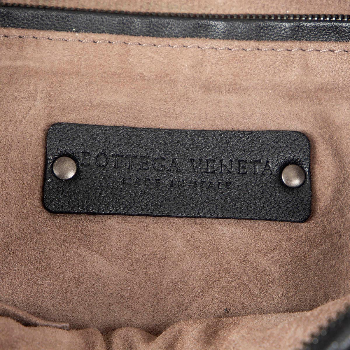 BOTTEGA VENETA black Intrecciato leather NODINI SMALL Crossbody Bag In Excellent Condition In Zürich, CH