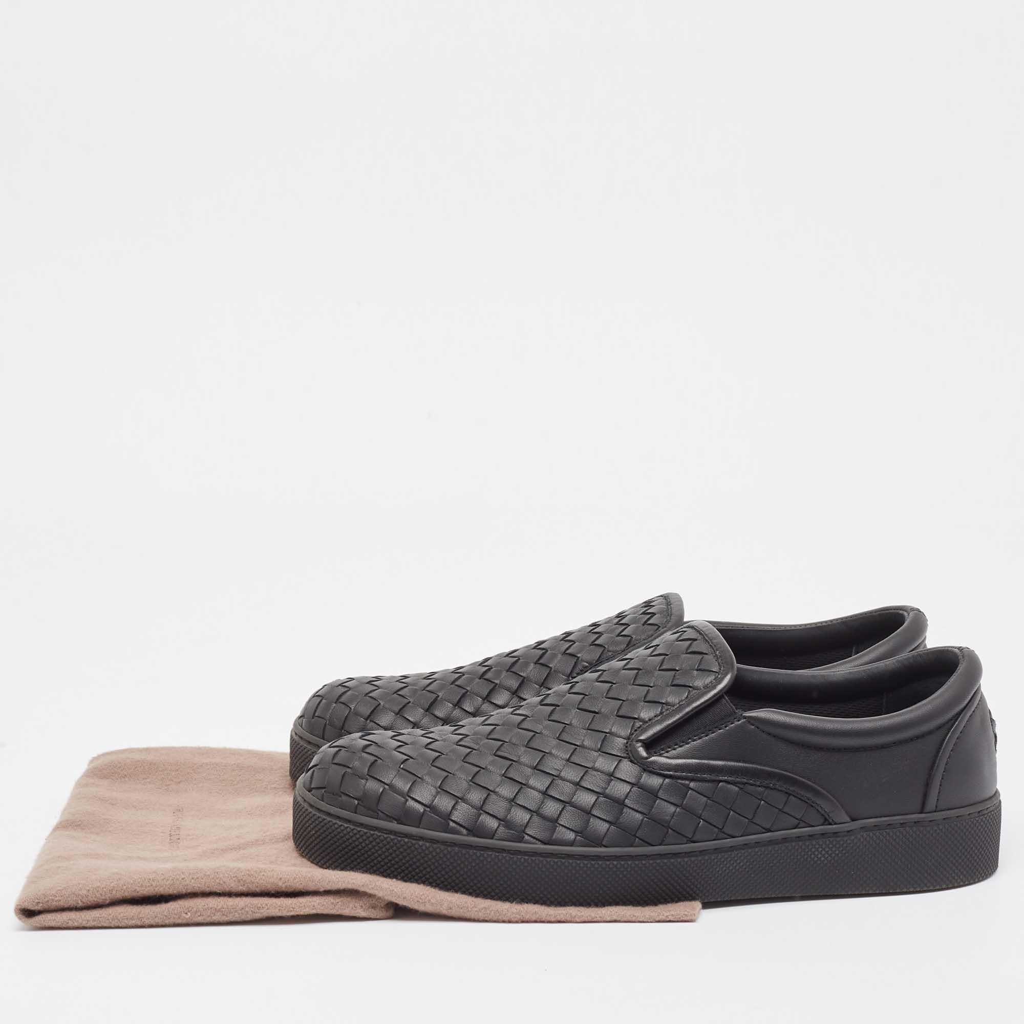 Bottega Veneta Black Intrecciato Leather Slip On Sneakers Size 40 For Sale 5