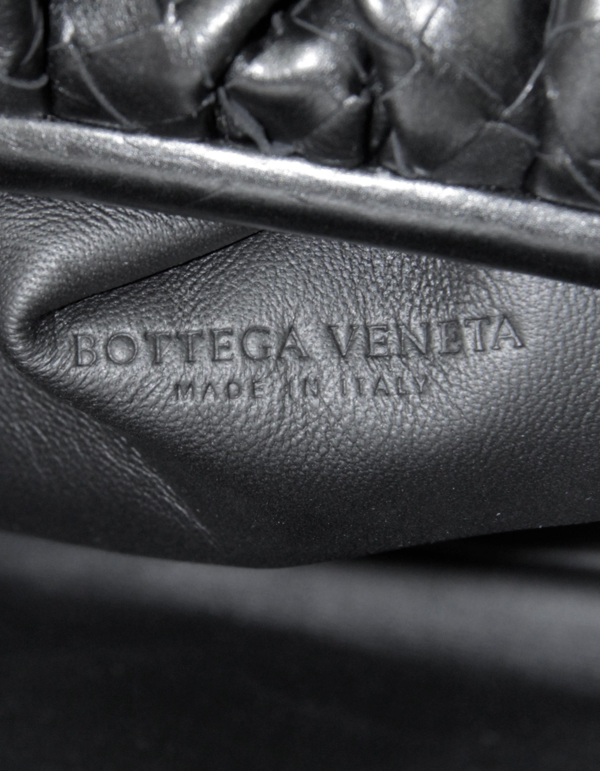 Bottega Veneta Black Intrecciato Leather The Pouch Clutch Bag rt. $3, 800 2