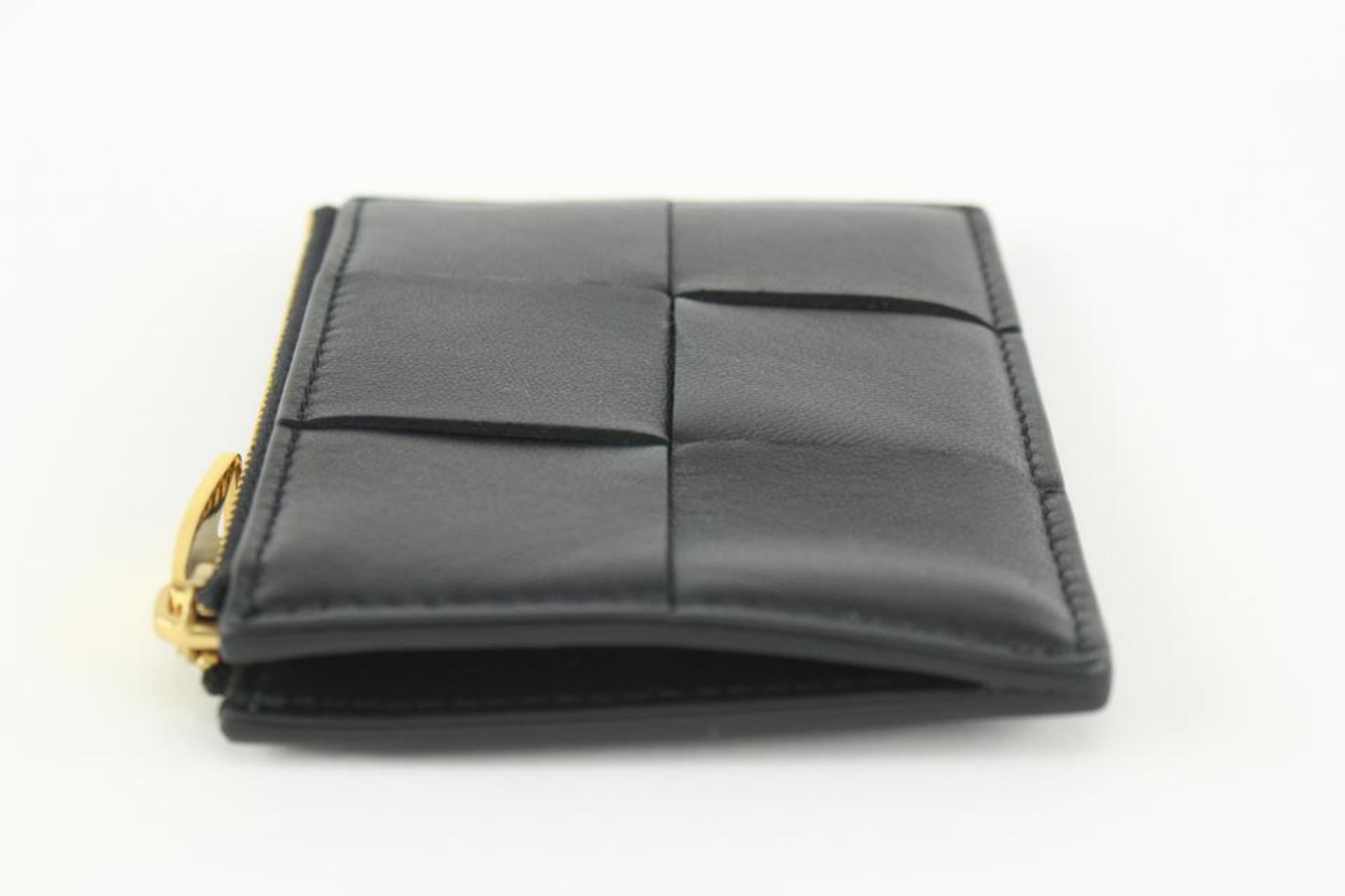 Bottega Veneta Black Intrecciato Leather Zipped Card Holder 1123bv34 In New Condition For Sale In Dix hills, NY